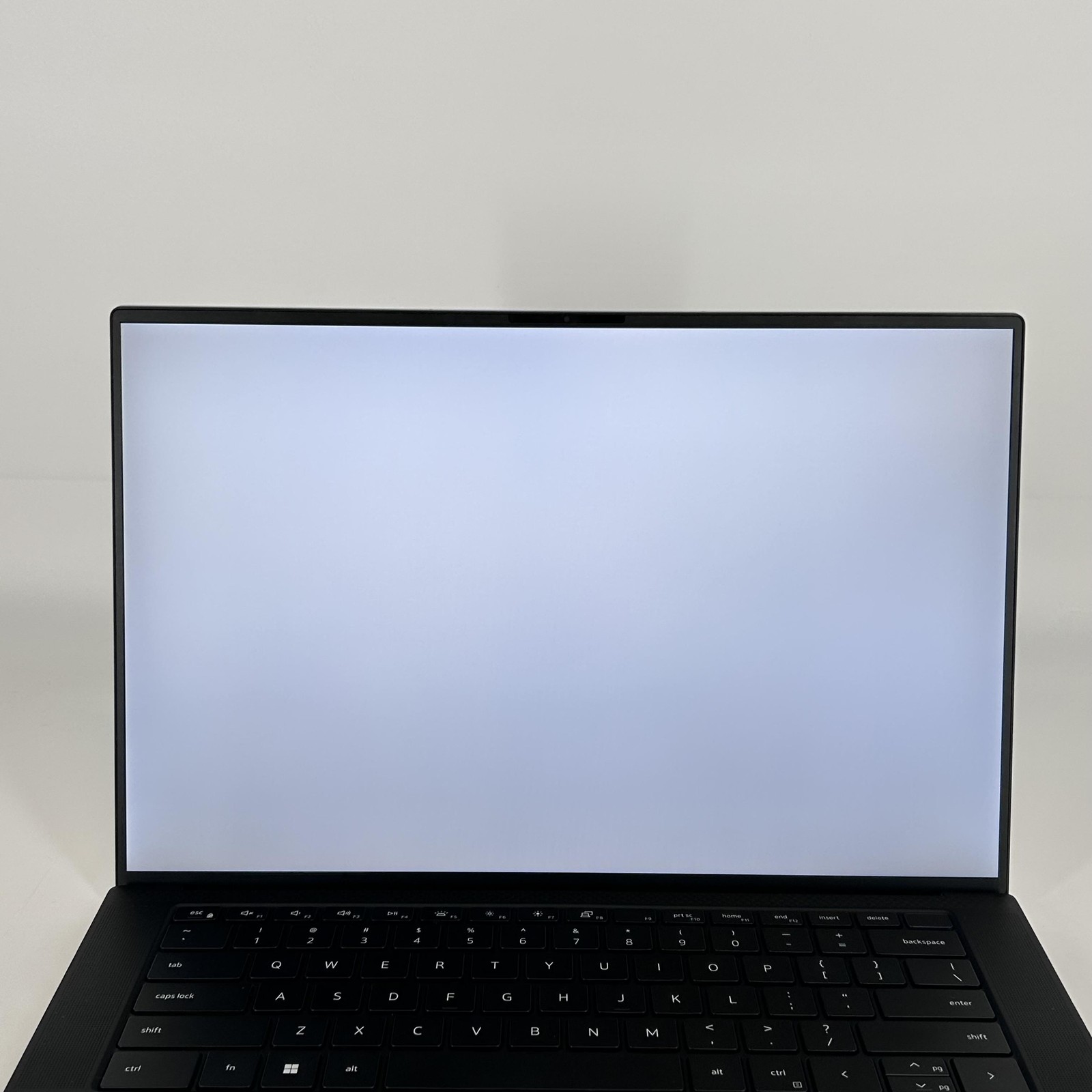 Dell XPS 15 9530 Silver FHD+ 2.4 GHz i7-13620H 64GB 1TB SSD Intel Arc A370M Good
