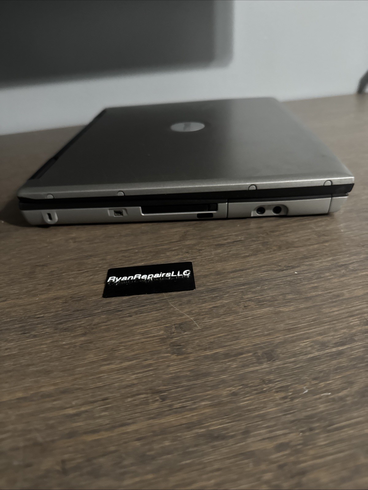 Dell Latitude D520 Laptop T5500 512mb ram 60gb Hdd READ
