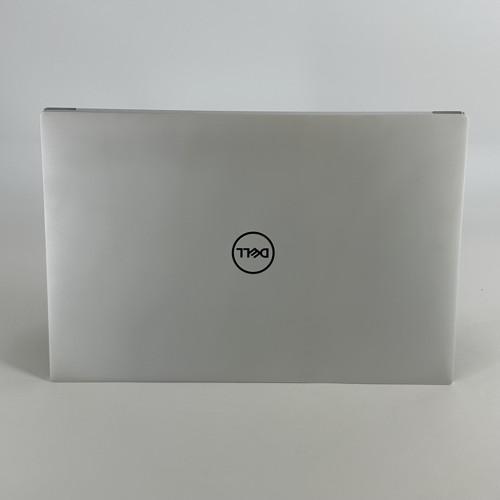 Dell XPS 15 9520 3.5K TOUCH 2.3 GHz i7-12700H 64GB 512GB SSD RTX 3050 Very Good