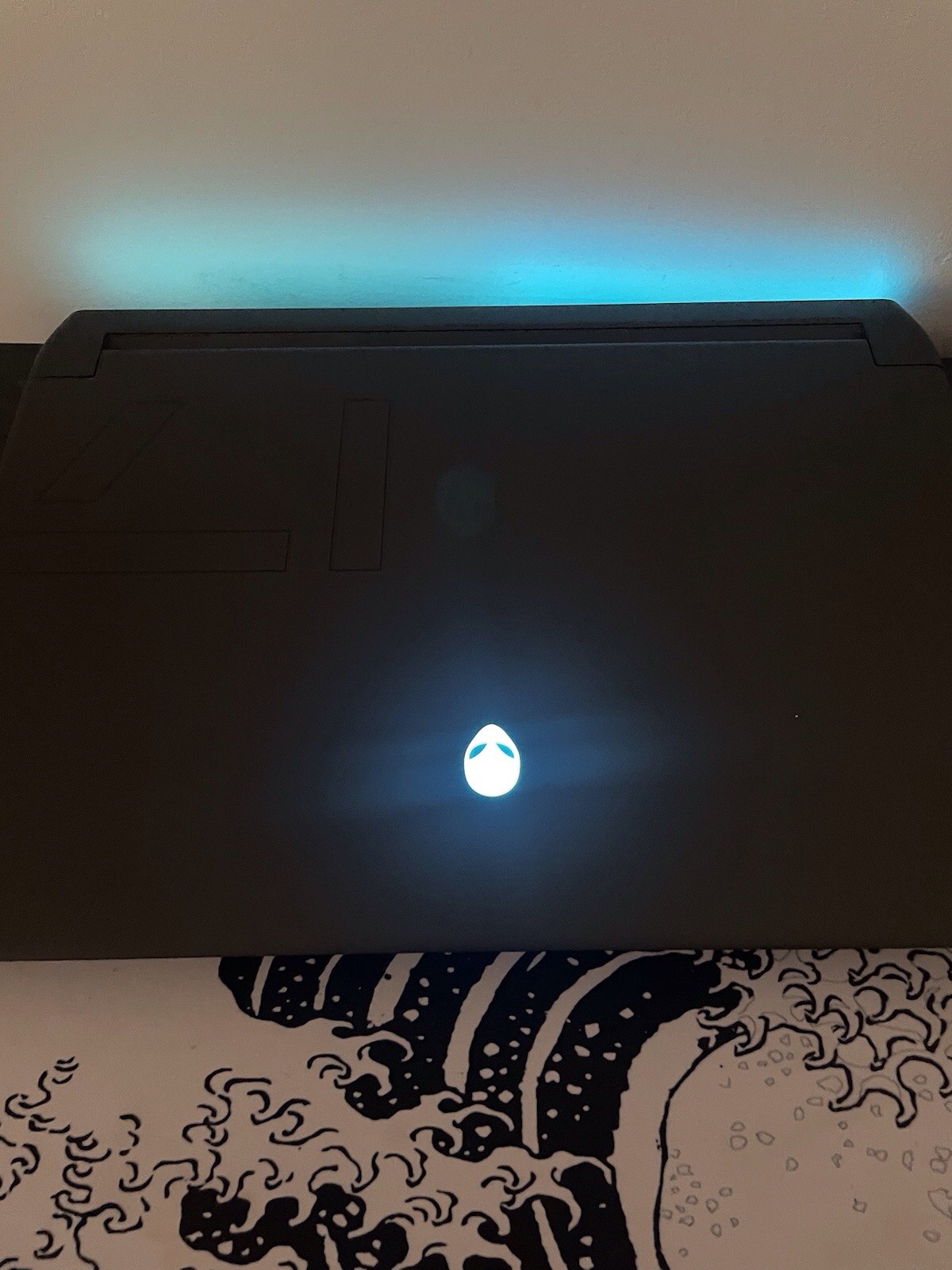 Alienware Gaming Laptop AMD Ryzen 9 6900HX RTX 3070 Ti Backlit Keyboard Black