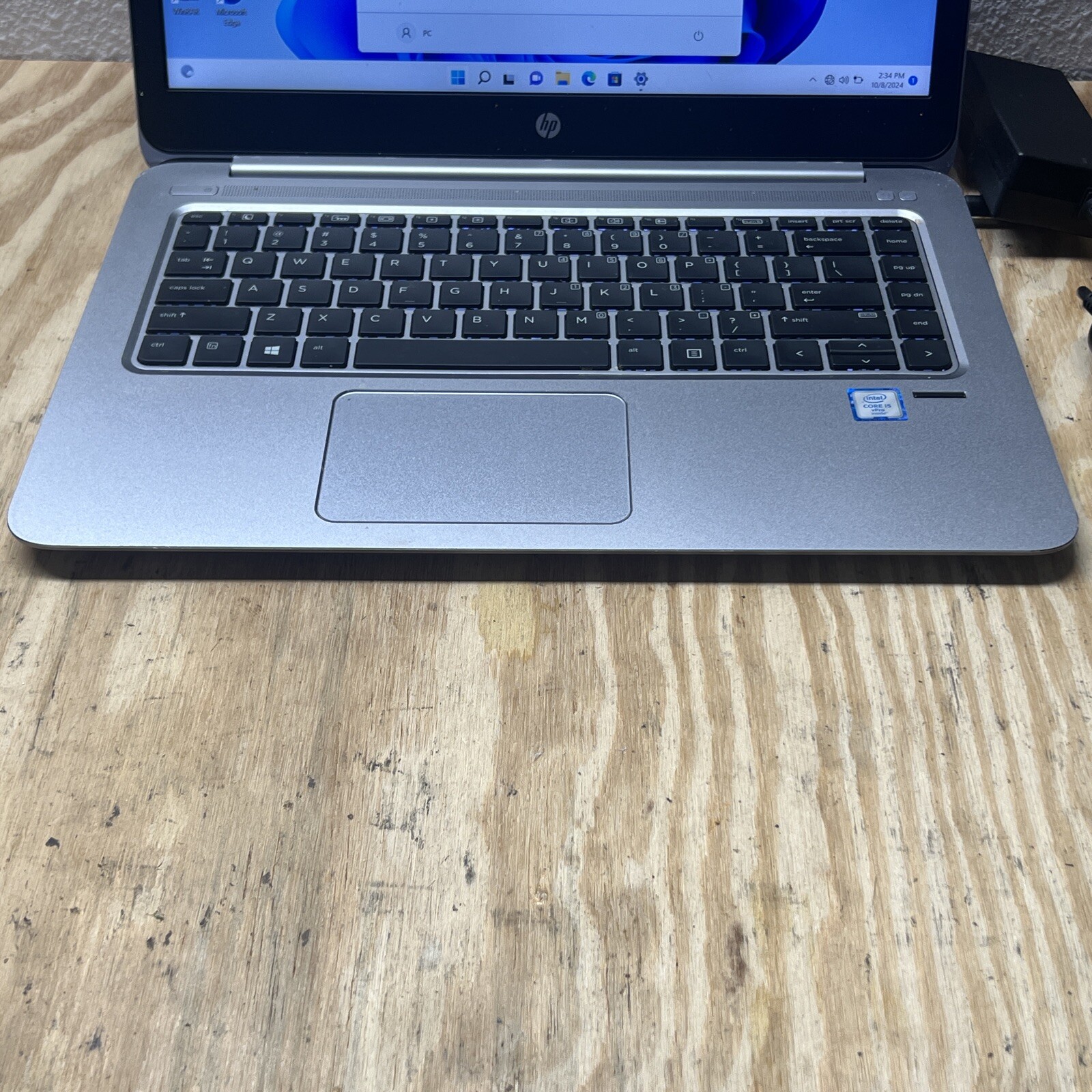 HP ELITEBOOK FOLIO 1040 G3 14″ FHD i5-6300U 2.4GHz 8GB RAM 512GB SSD WIN 11 PRO