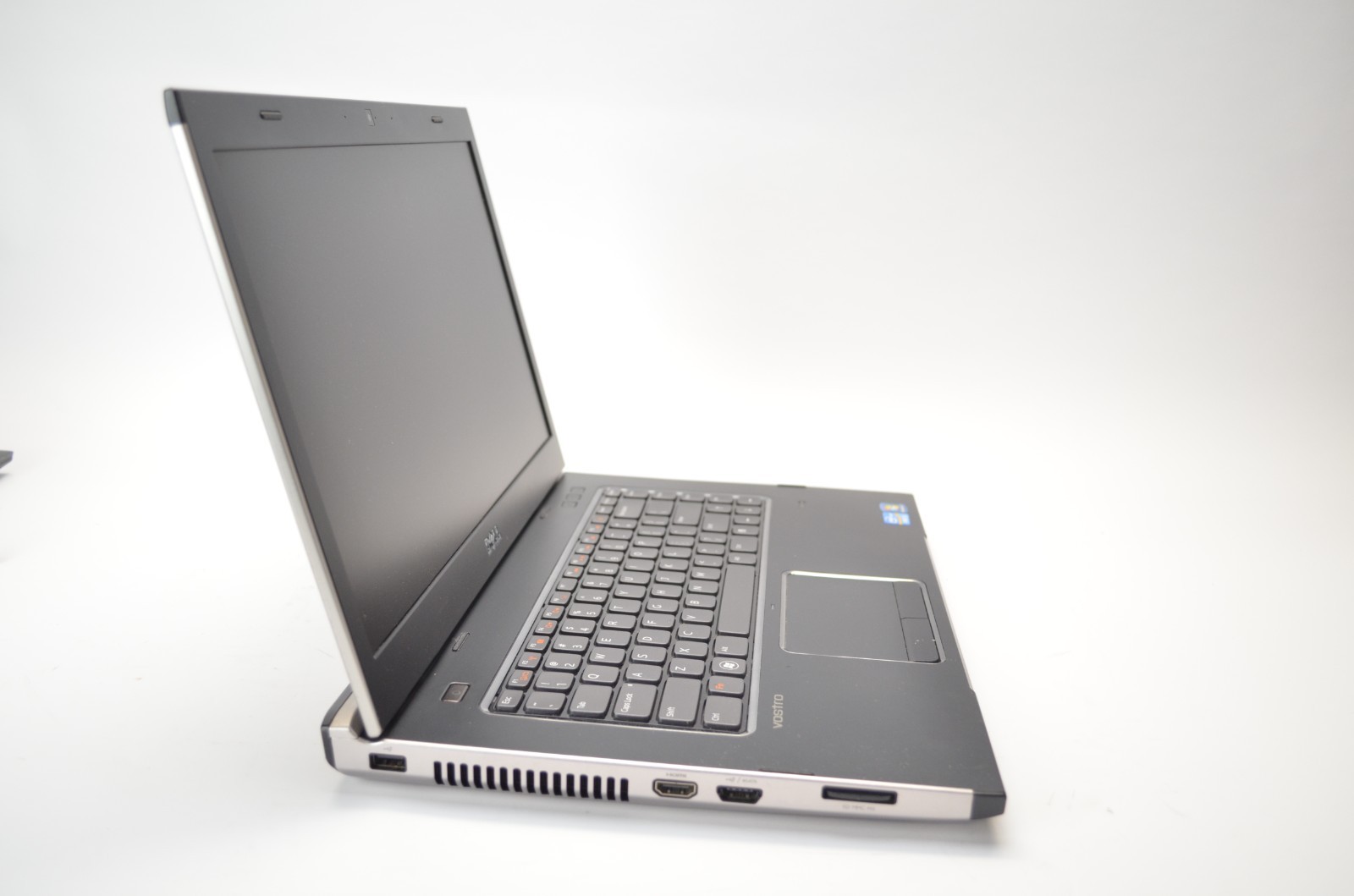 Dell Vostro 3550 14″ Laptop intel i3-2350M 2.3GHz 4GB Ram NO HDD/OS