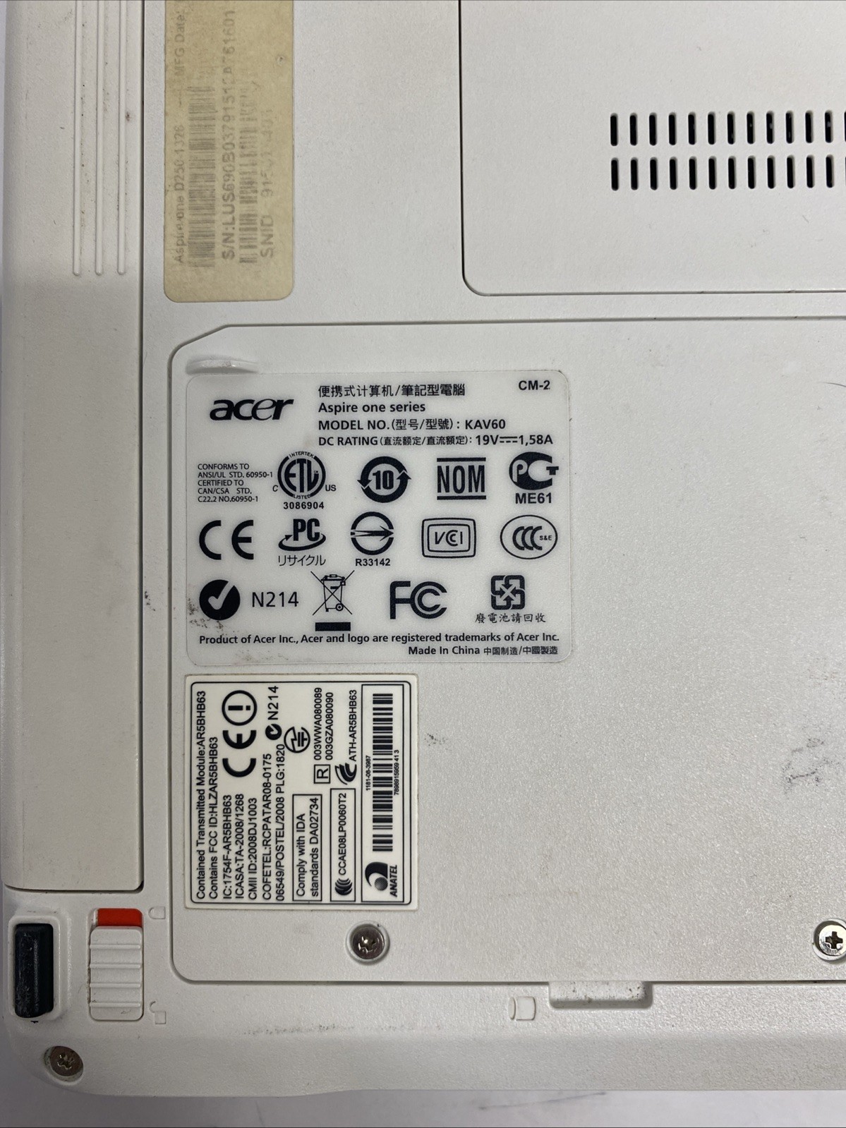 Acer Aspire One KAV60 10″ Netbook Black Intel Atom 1.6GHz 160GB HDD Windows XP