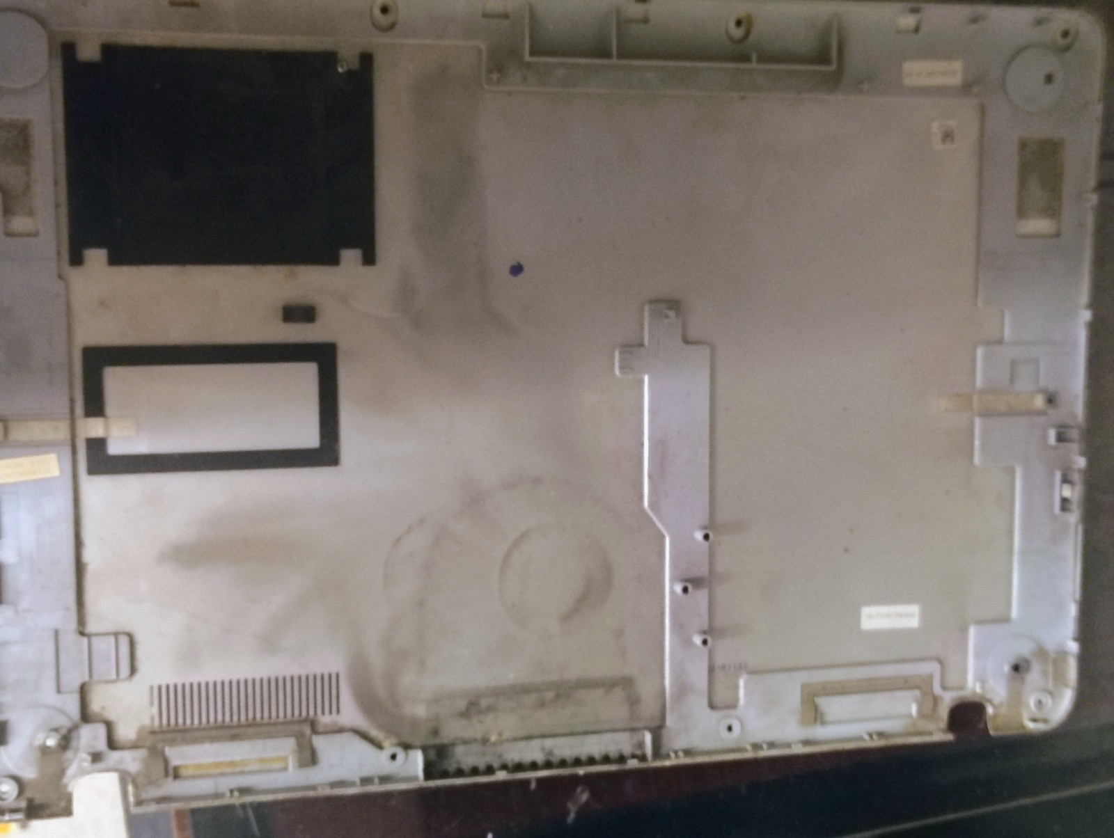 Asus Q504U Touch _ i5-7200U @ 2.5 _ 12GB RAM _1tb HD no ssd un assembled parts