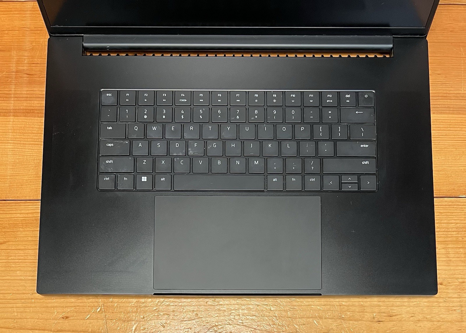 Razer Blade 18 RZ09-0484 18″ i9-13950HX 2.2GHz 16GB RAM 1TB SSD GeForce RTX 4060