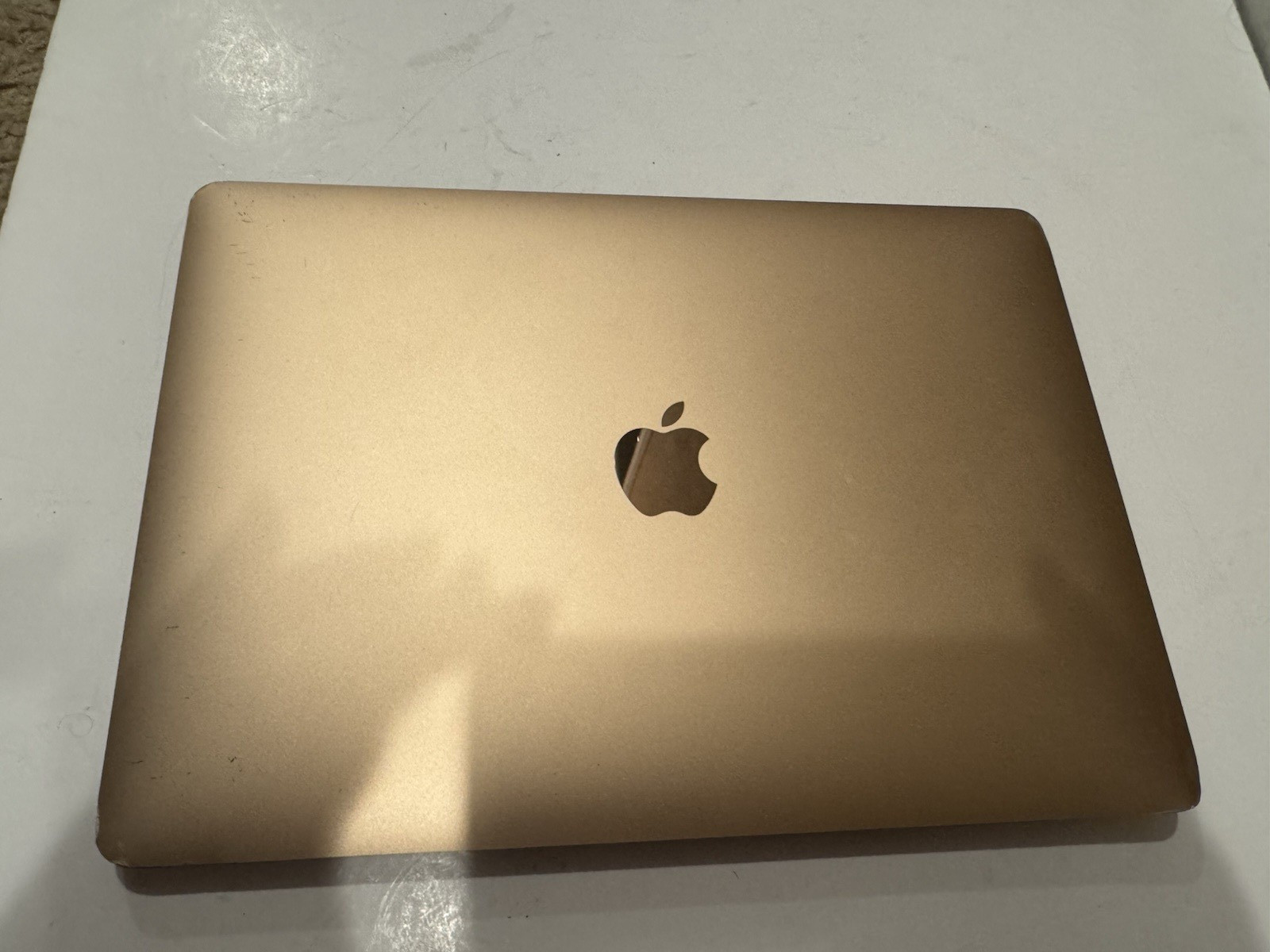 MacBook Air 13″ A2337 FOR PARTS, REPAIR Password LOCKED Internal Cracked Screen