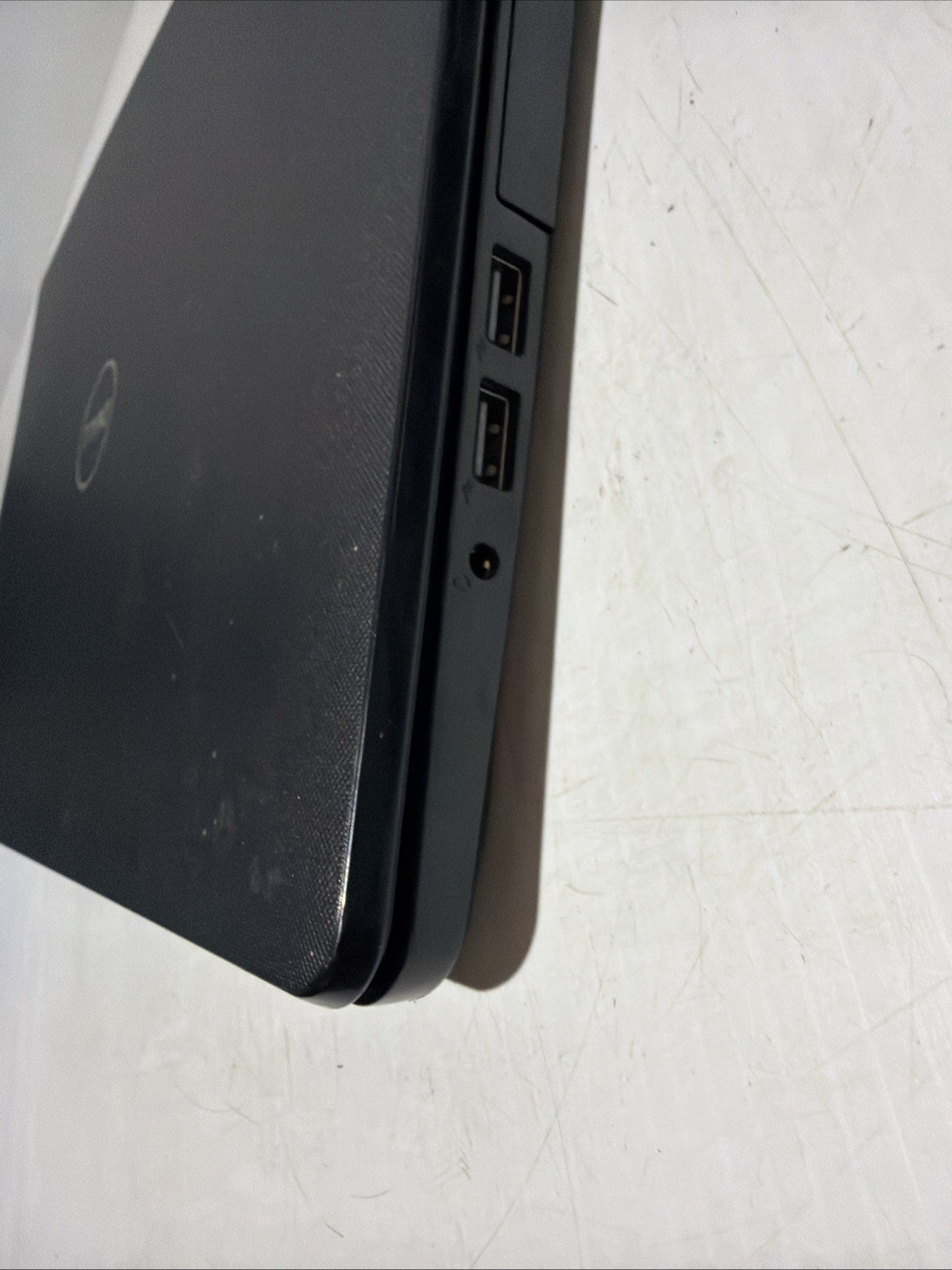 Dell Inspiron 15-3552 Laptop Celeron N3060 4gb Ram No Drives Boots Bios /Beeping