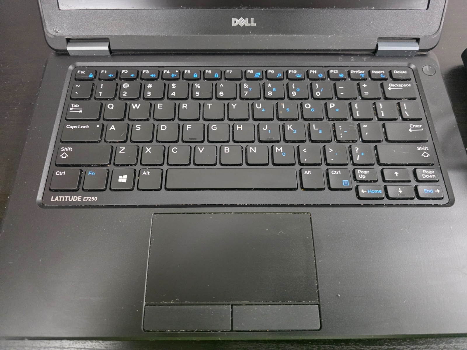 Dell Latitude E7250 i7-5600U 8GB RAM 256GB SSD 12.5″ Win11 Pro Charger