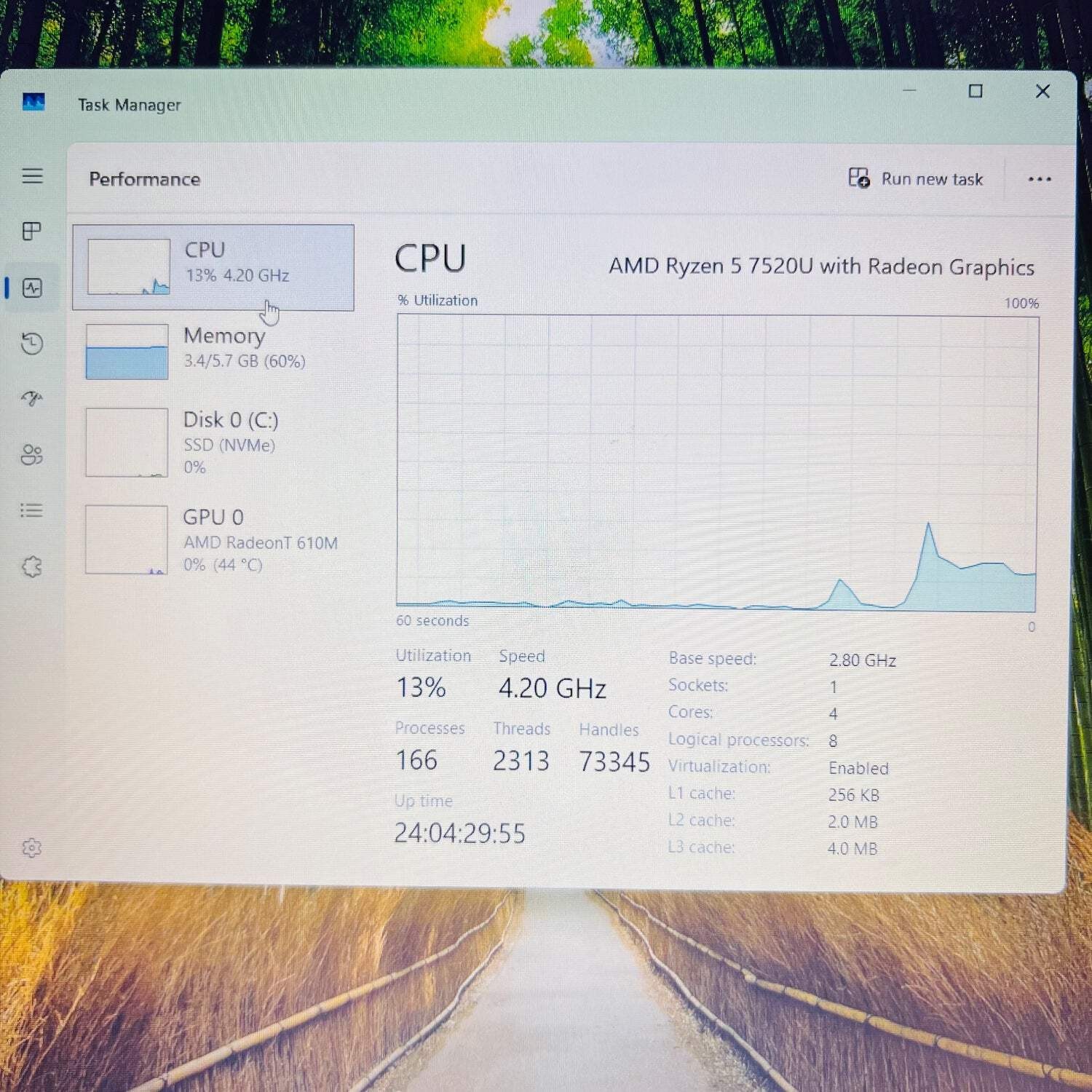 Lenovo IdeaPad 1 15AMN7 15.6″ Ryzen 5 7520U 2.8GHz 8GB RAM 256GB SSD
