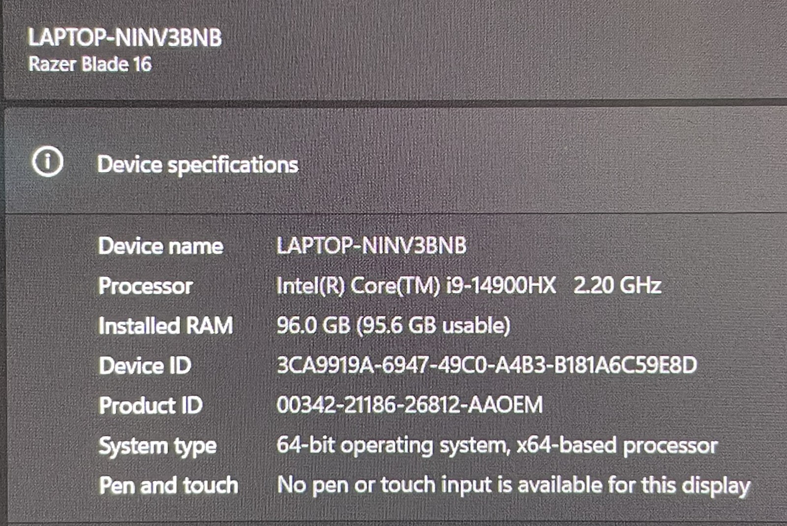 Razor Blade 16 RZ09-0510 Laptop 96GBs RAM – 5TBs HD (Early 2024 Model)