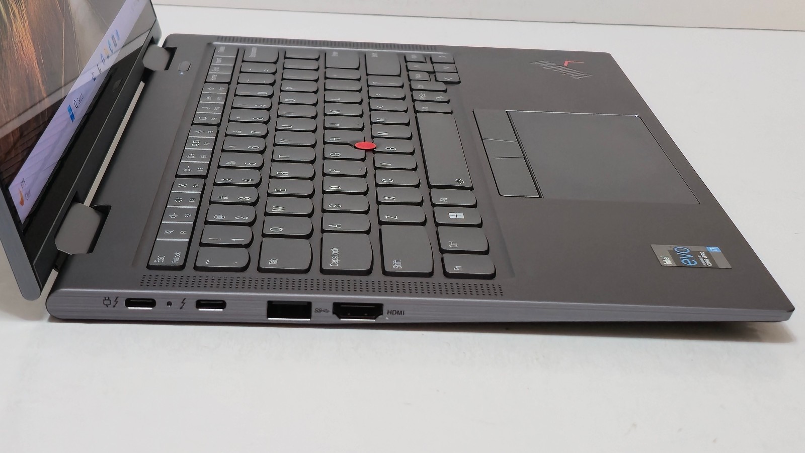 Lenovo ThinkPad X1 Yoga Gen 6 (i7-1185G7 CPU, 32 GB RAM 1 TB SSD) 14″ 4K Touch