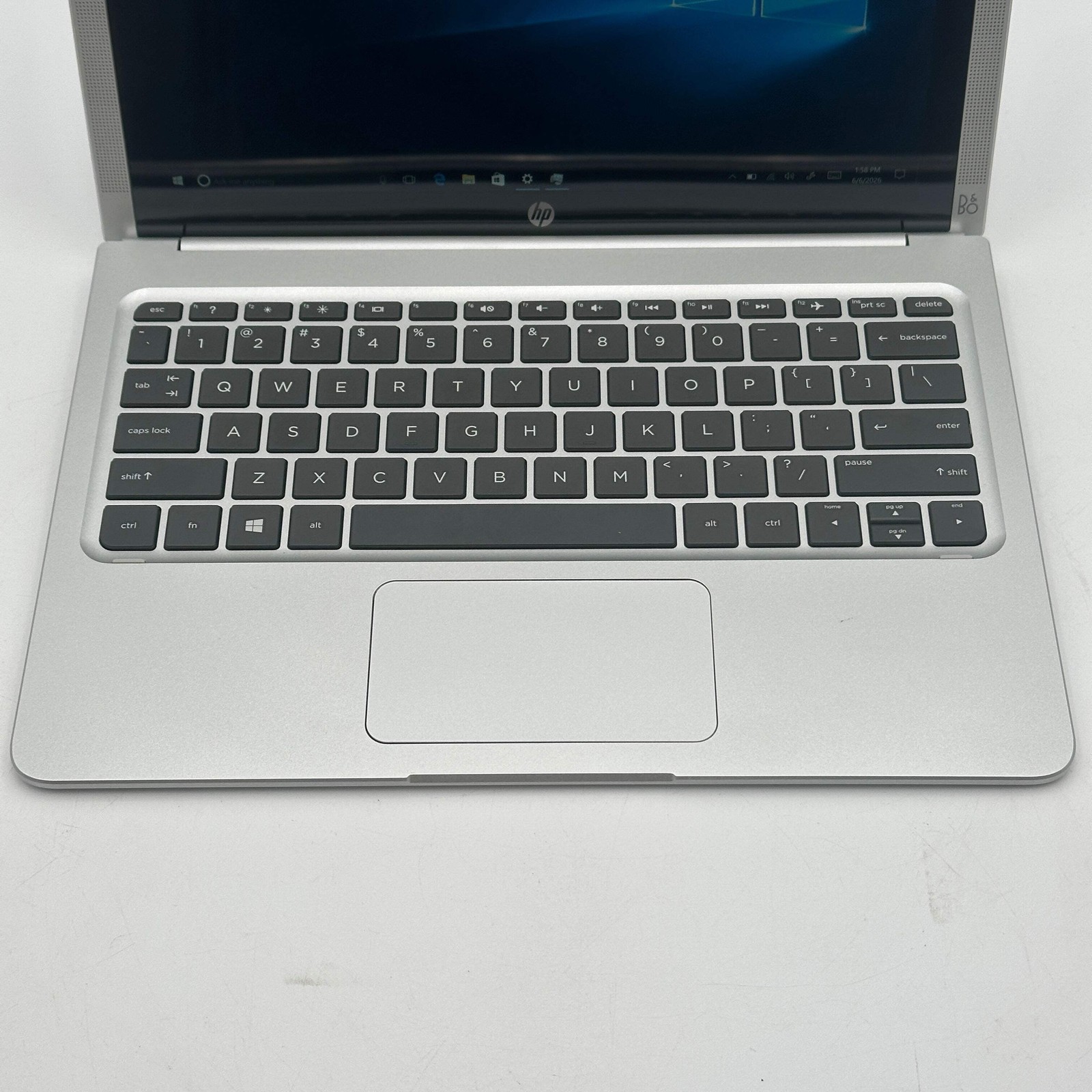 HP Pavilion X2 13-inch Laptop Intel Core m3 4GB RAM 128GB Silver – Used