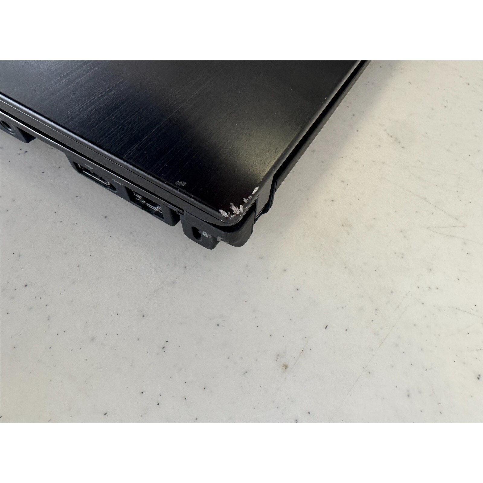 HP Mini 5101 10.1″ Laptop Intel Atom Black No Battery for Parts or Repair