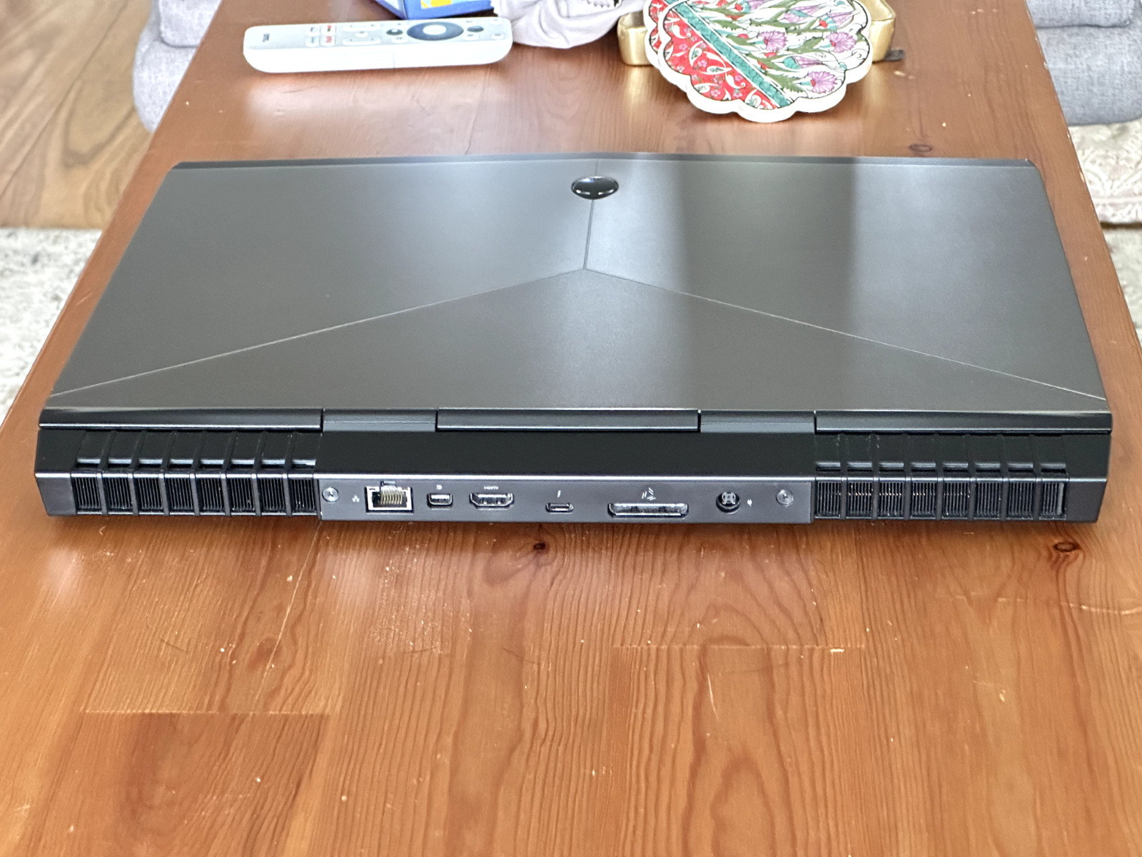 💻 Alienware 15 R4 Gaming Laptop – i7-8750H | GTX 1060 | 256GB M.2 SSD + 1TB HDD