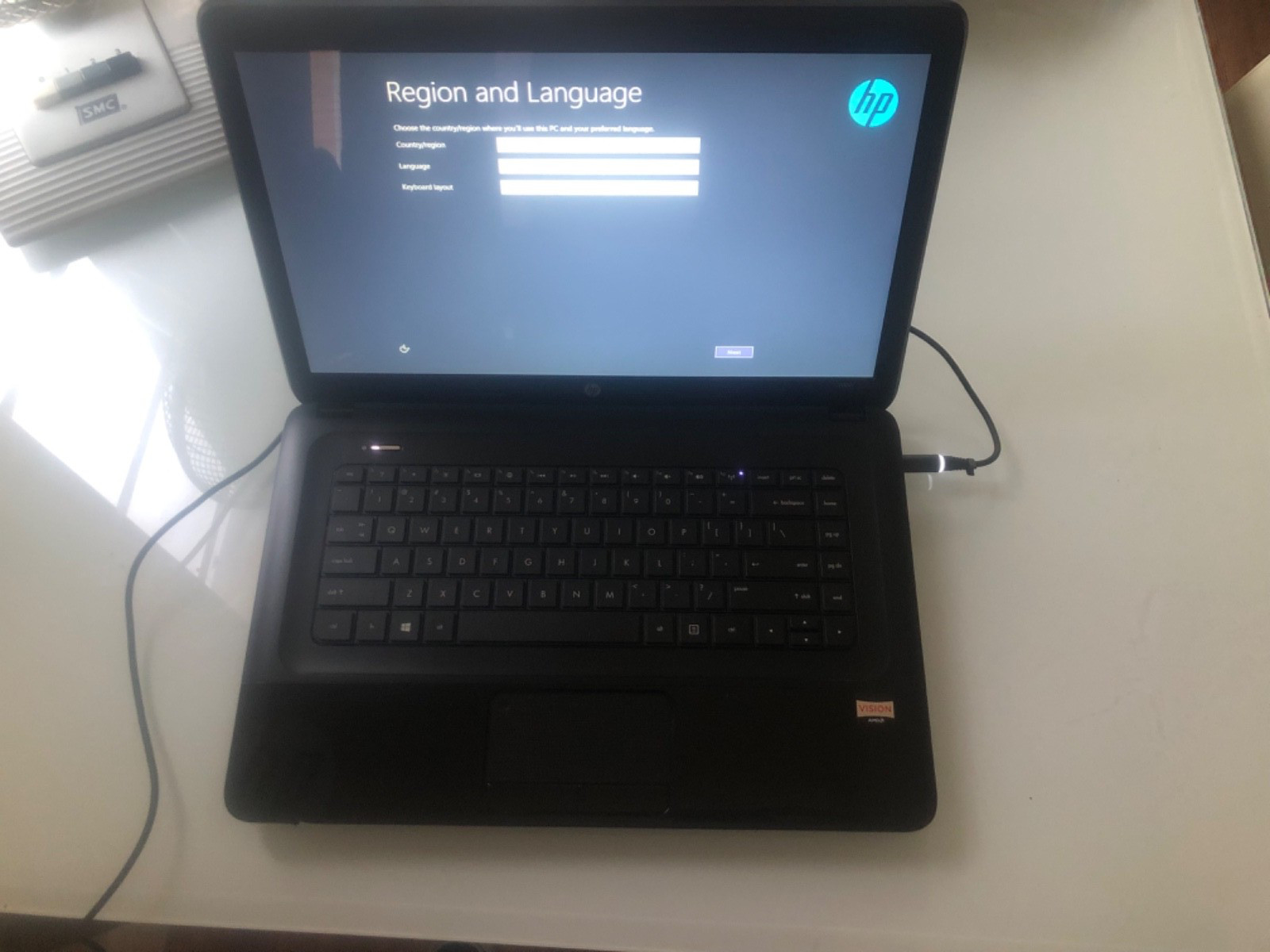 HP 2000 Notebook 15″ AMD E1-1200 1.4GHz 4GB RAM 320GB HDD Windows 8 (Exellent)!!