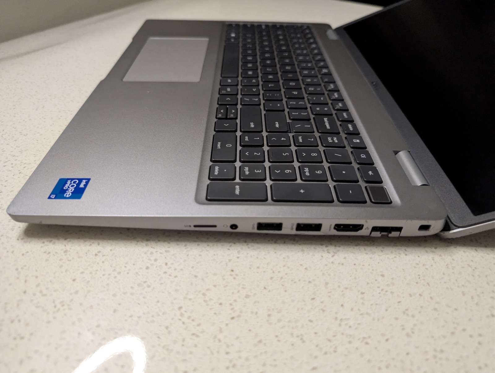 Dell Precision 3560 Intel i7-1185G7 16GB RAM 256GB SSD – VERY GOOD [SEE DETAILS]