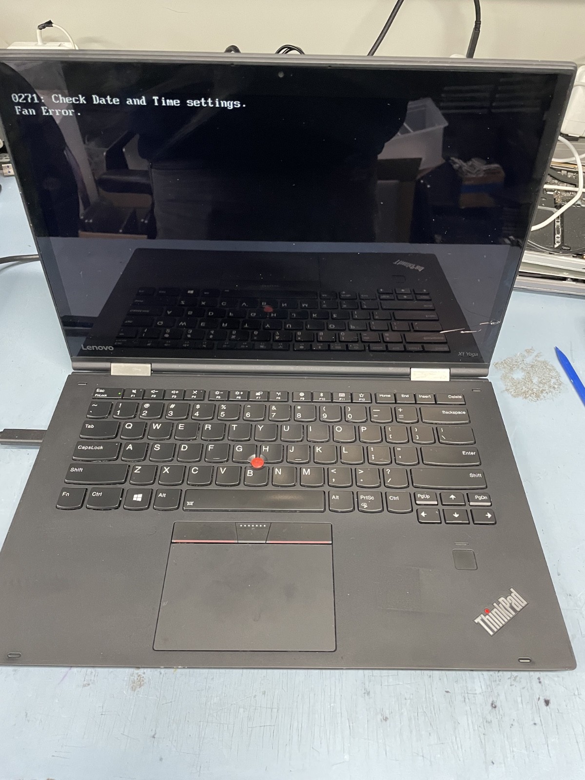 Lenovo X1 Yoga Gen 2 14″ Intel i7-7600U 2.80GHz 8GB NO SSD *SOLD-AS-IS* R90PJ4L6