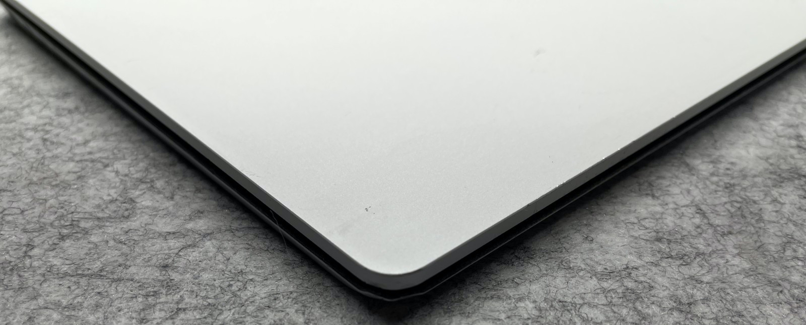 Microsoft Surface Laptop i7-7660U @ 2.5GHz 16GB 512GB SSD Touch screen W-11 Pro