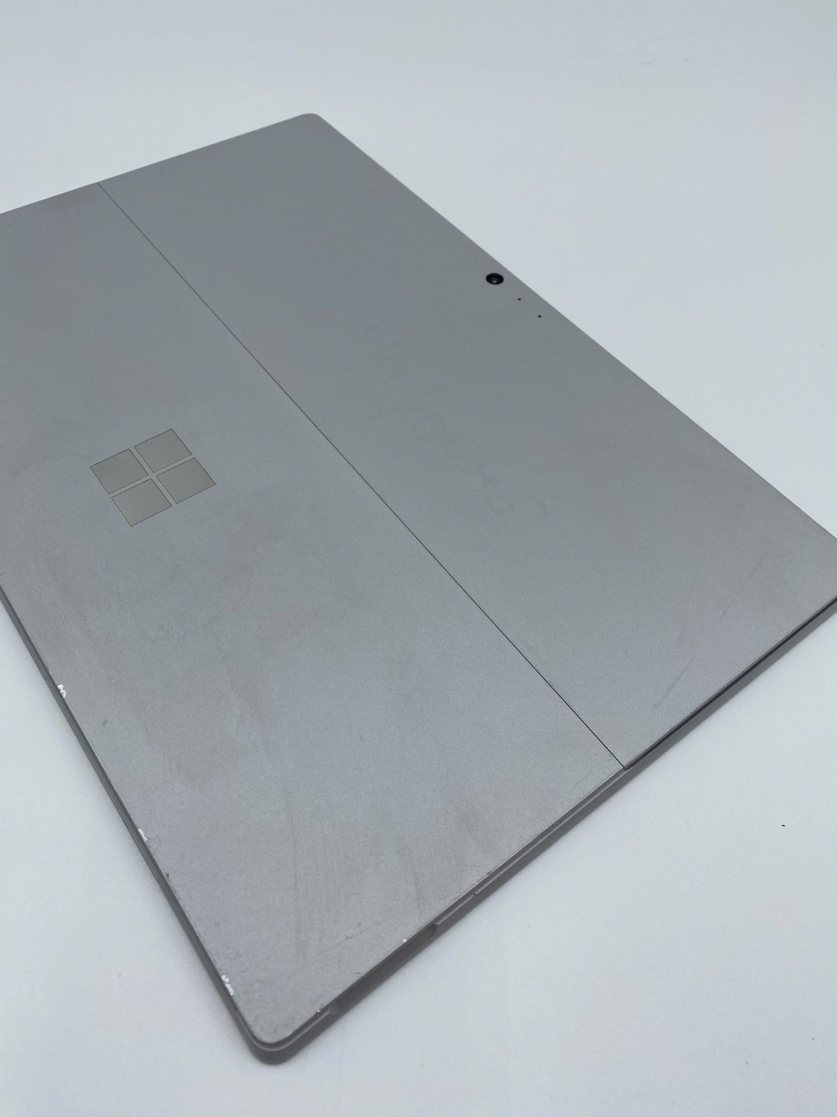 Microsoft Surface Pro 5 1796 i5-7300U 2.6GHz 256GB SSD 8GB DDR3 Silver C/DOT/SEE