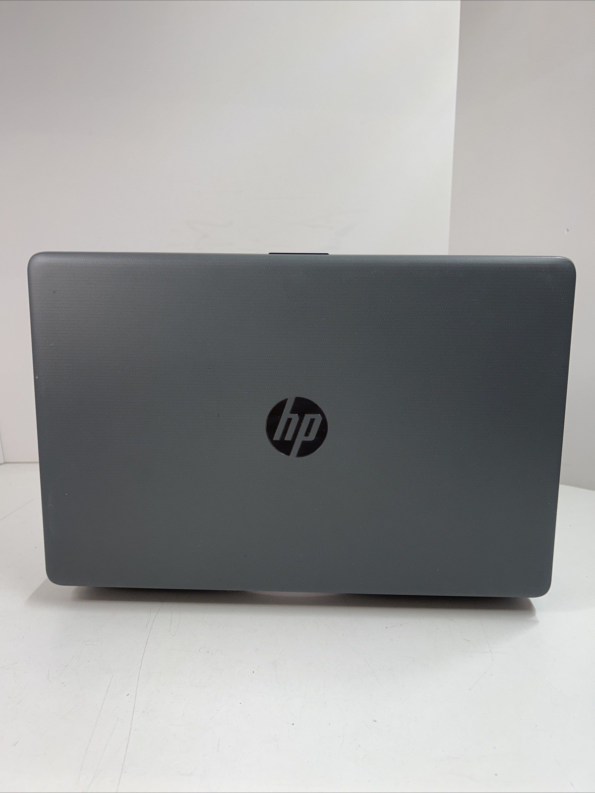 HP Laptop 15-db0051od AMD Ryzen 3 2200U@2,5GHz 16GB RAM 256GB SSD W11P