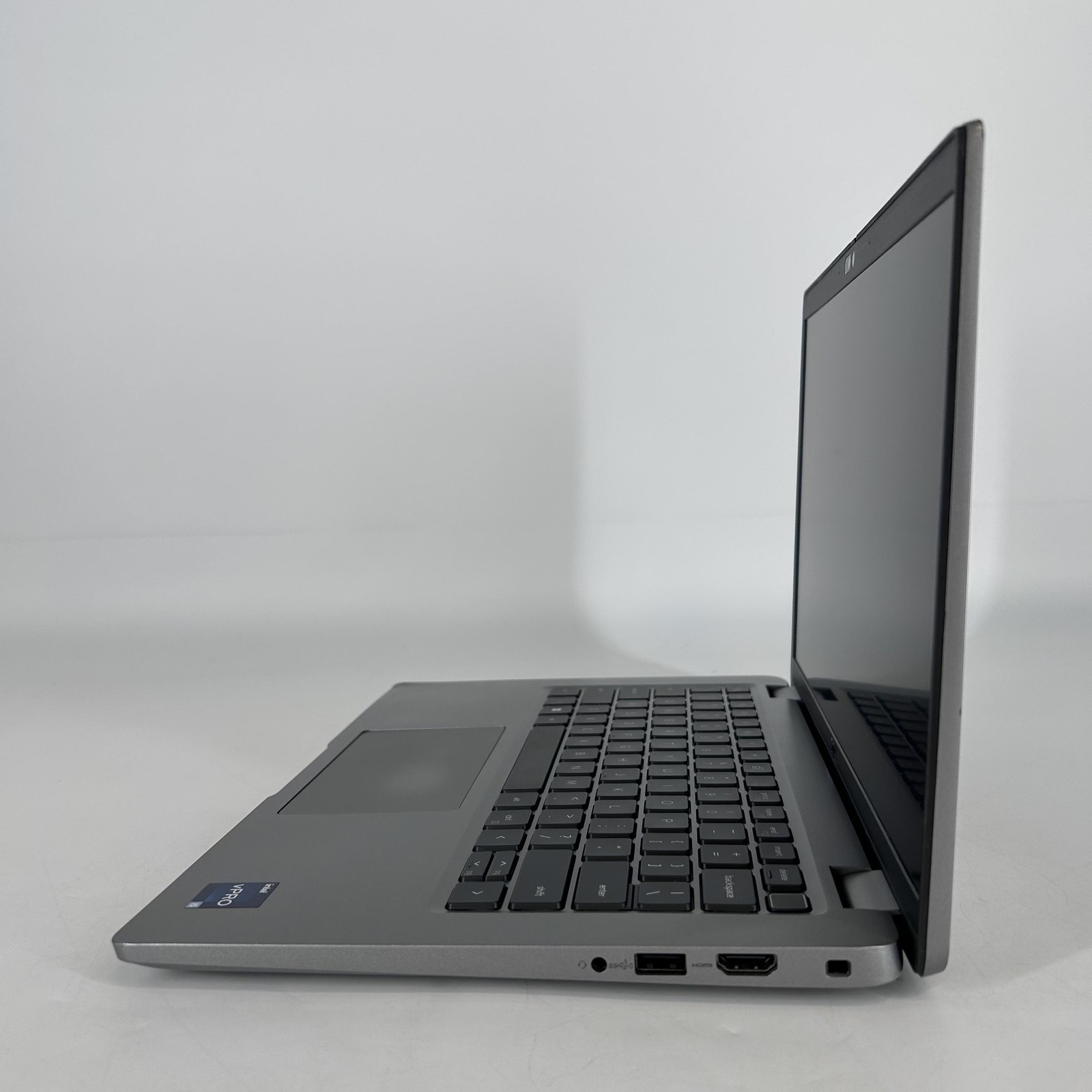 Dell Latitude 5440 14 Gray FHD 1.6 GHz i5-1345U 16GB 256GB SSD Good FRAME SPLIT