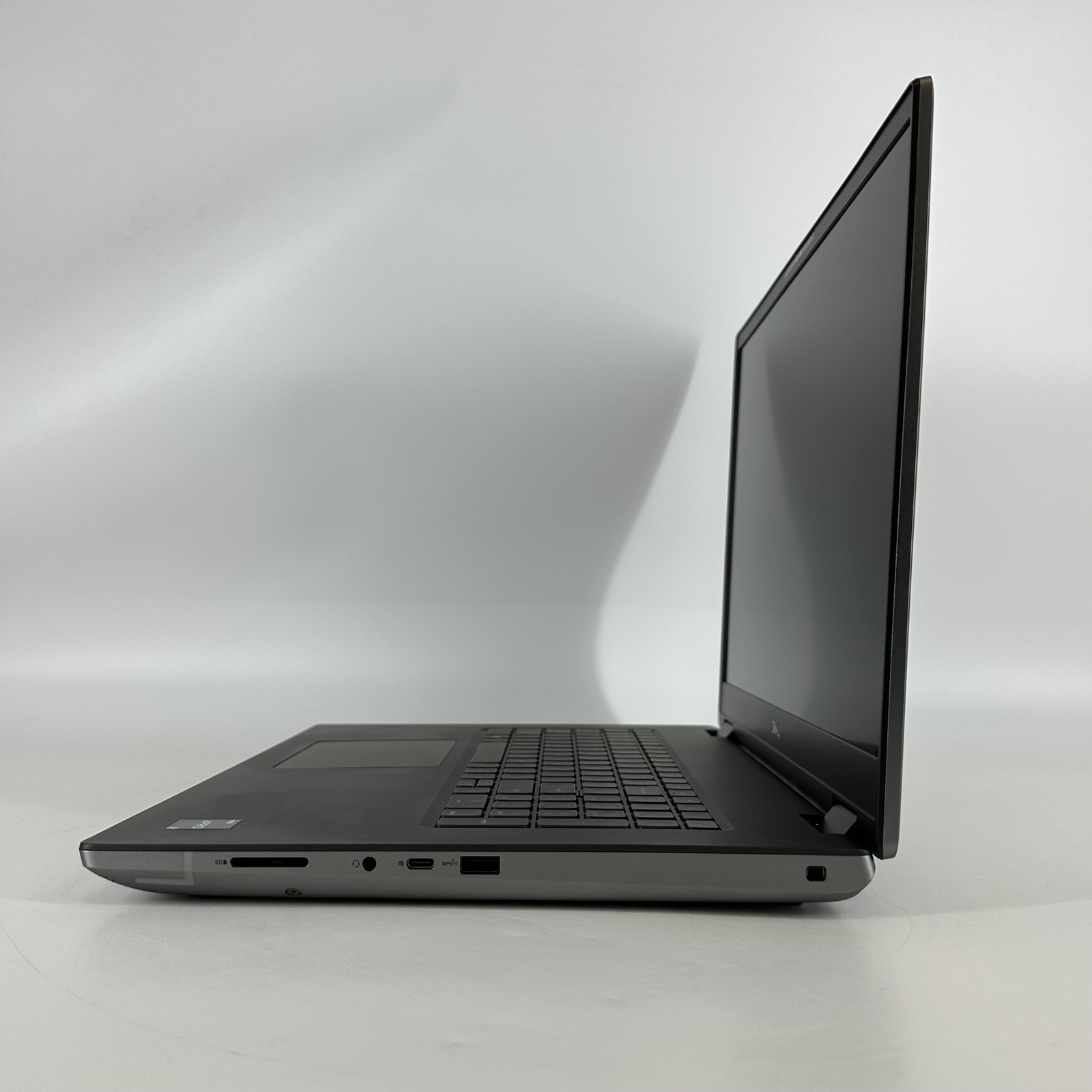 Dell Precision 7780 17 FHD i7-13850HX 32GB 512GB SSD RTX 2000 Ada – BENT FRAME