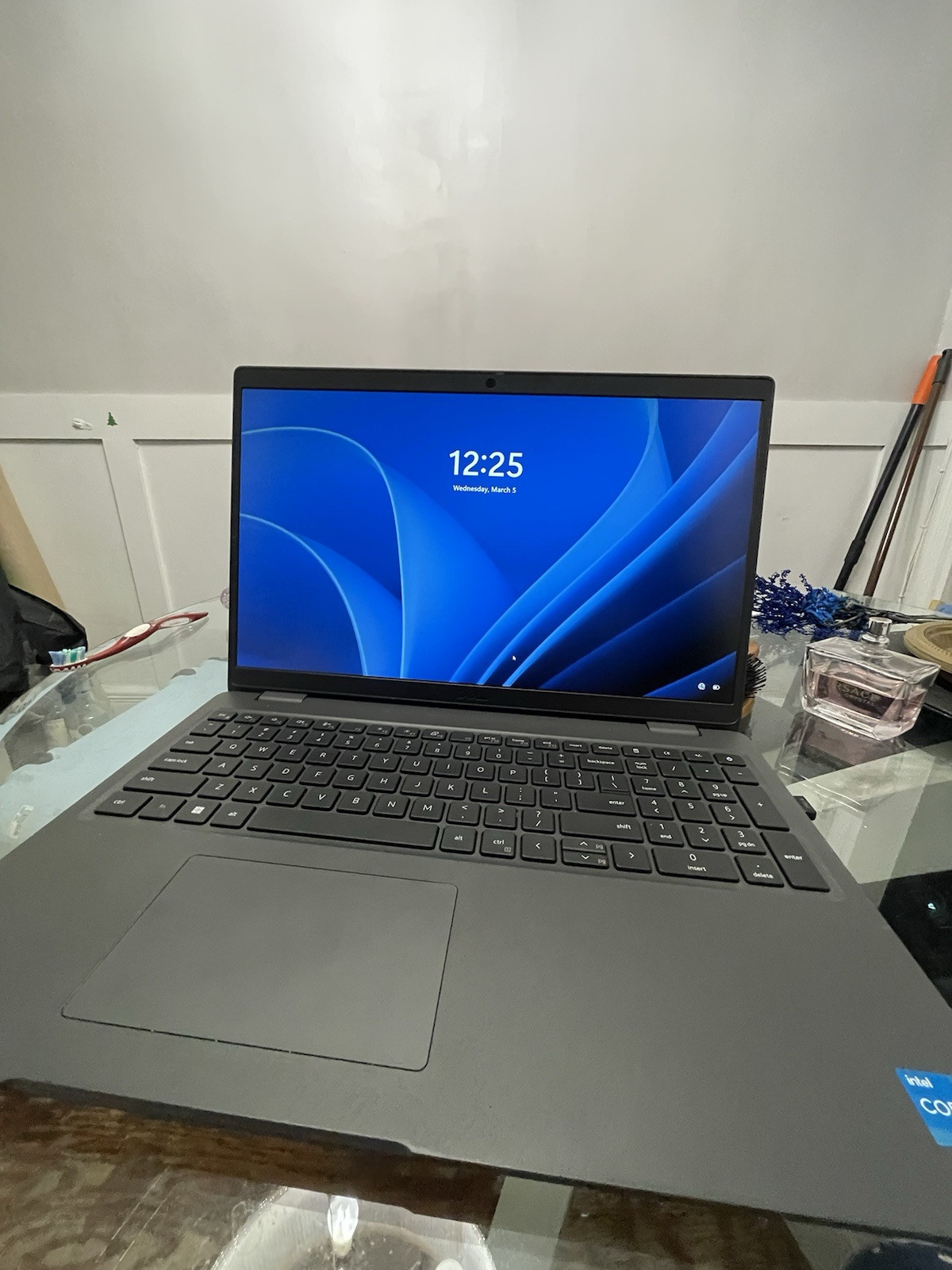 Dell Latitude 3540 15.6″ i3-1215U 8GB RAM 256GB HDD No OS