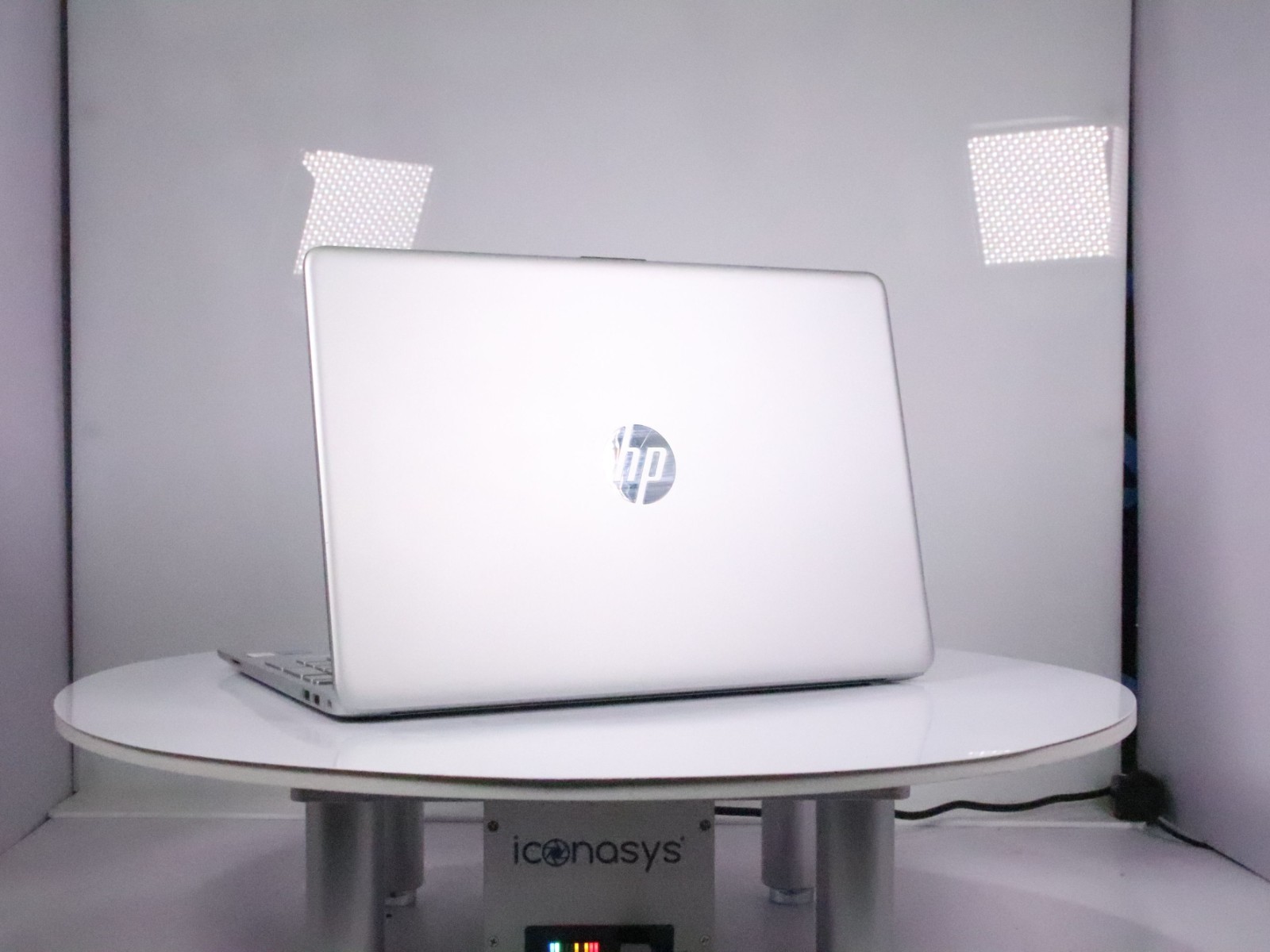 HP Laptop 15-dw3015cl 15.6″ Core i5-1135G7 8GB RAM 256GB Windows 11 Pro W/AC