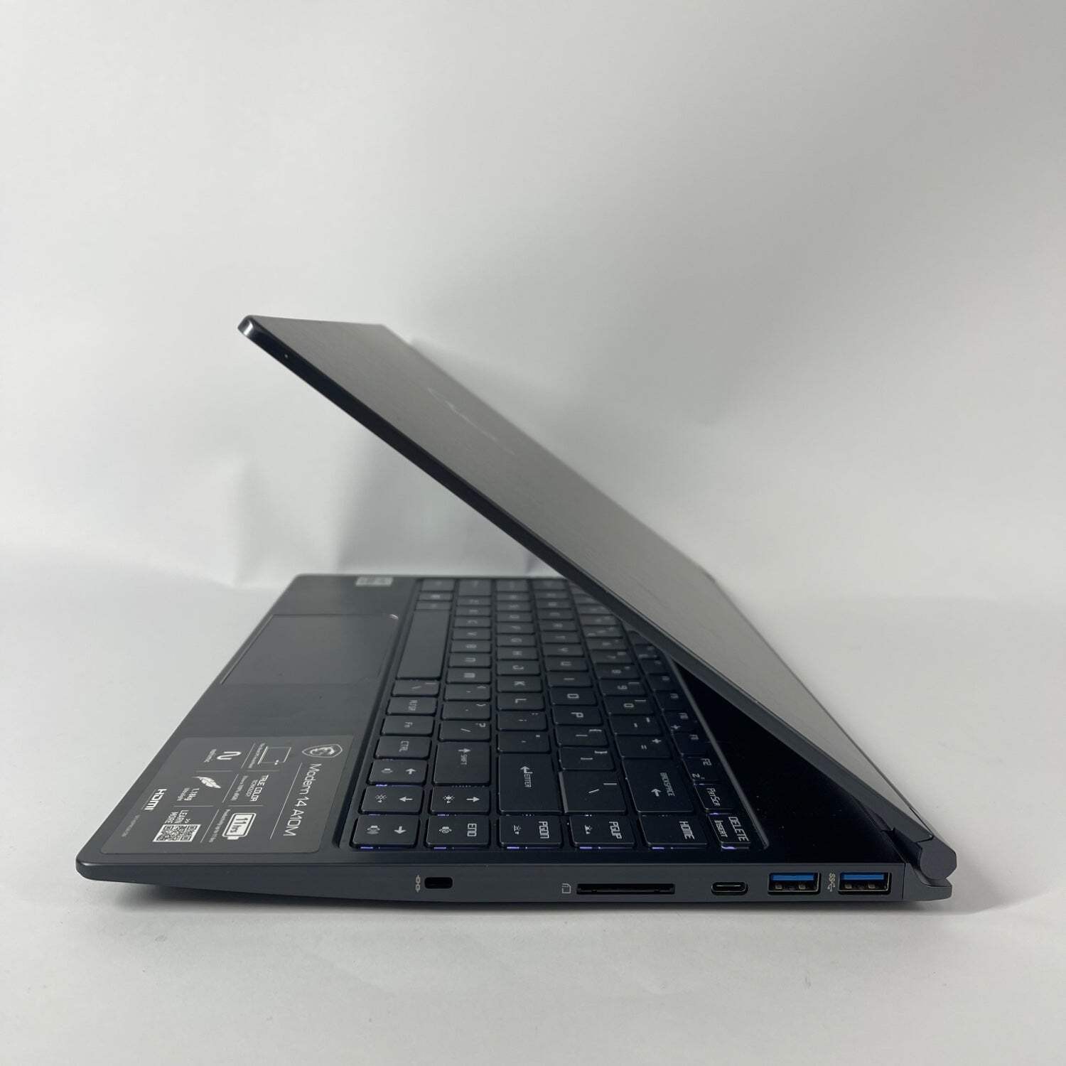 MSI Modern 14 A10M 14″ i5-10210U 1.6GHz 8GB RAM 512GB SSD