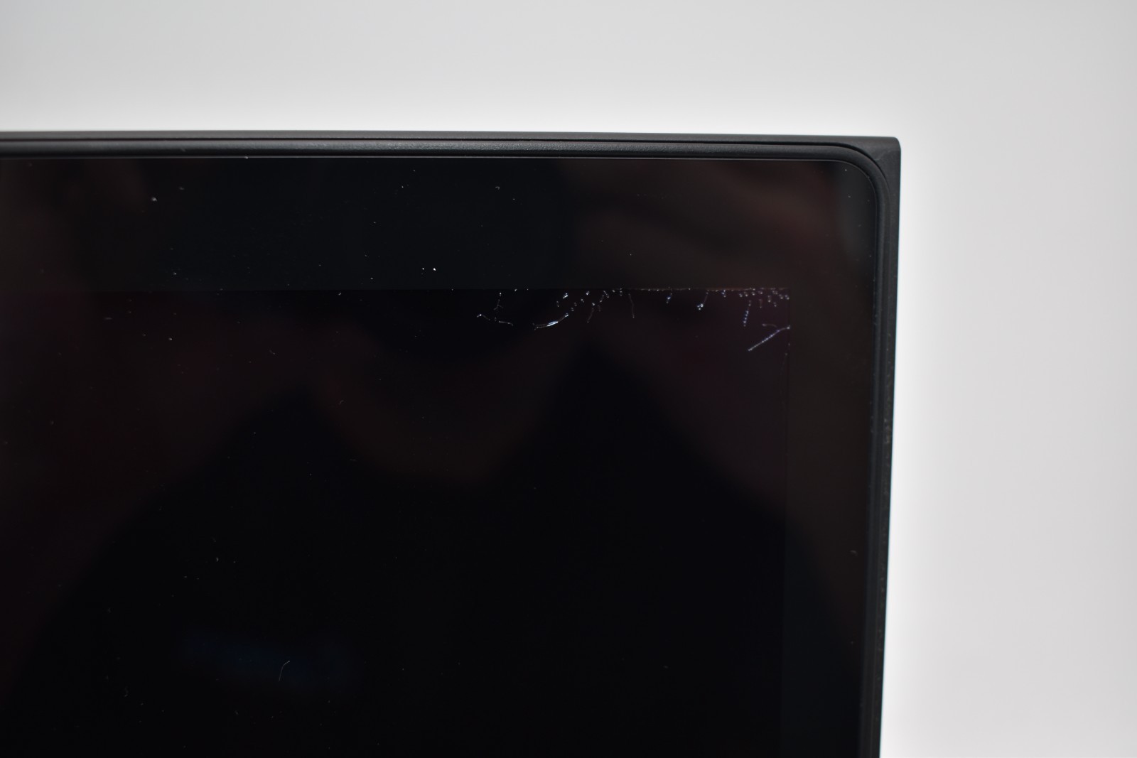 13.3″ Dell Latitude 3390 2-IN-1 Laptop i3-8130U 2.20GHz 16GB RAM 512GB SSD *Read