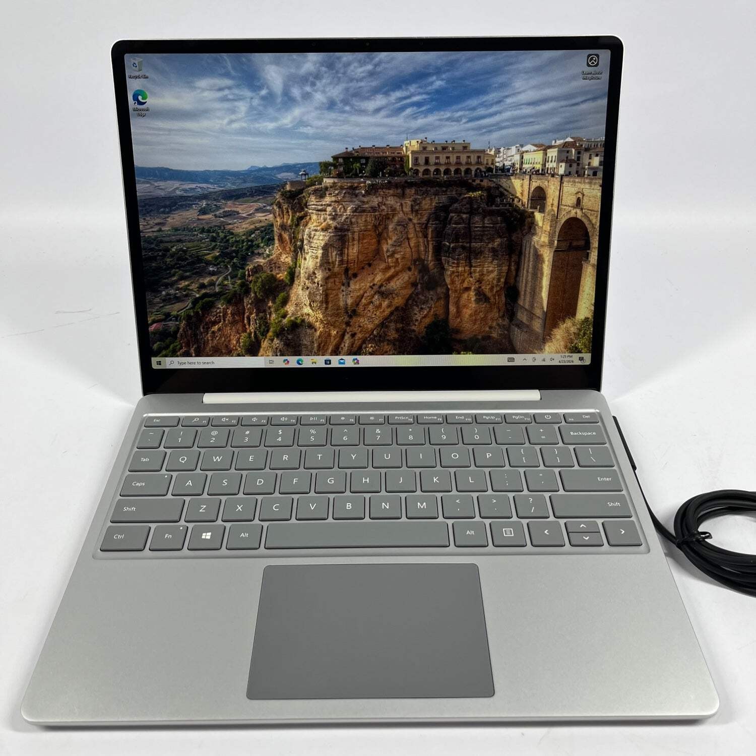 Broken Microsoft Surface Laptop GO 4GB RAM 64GB