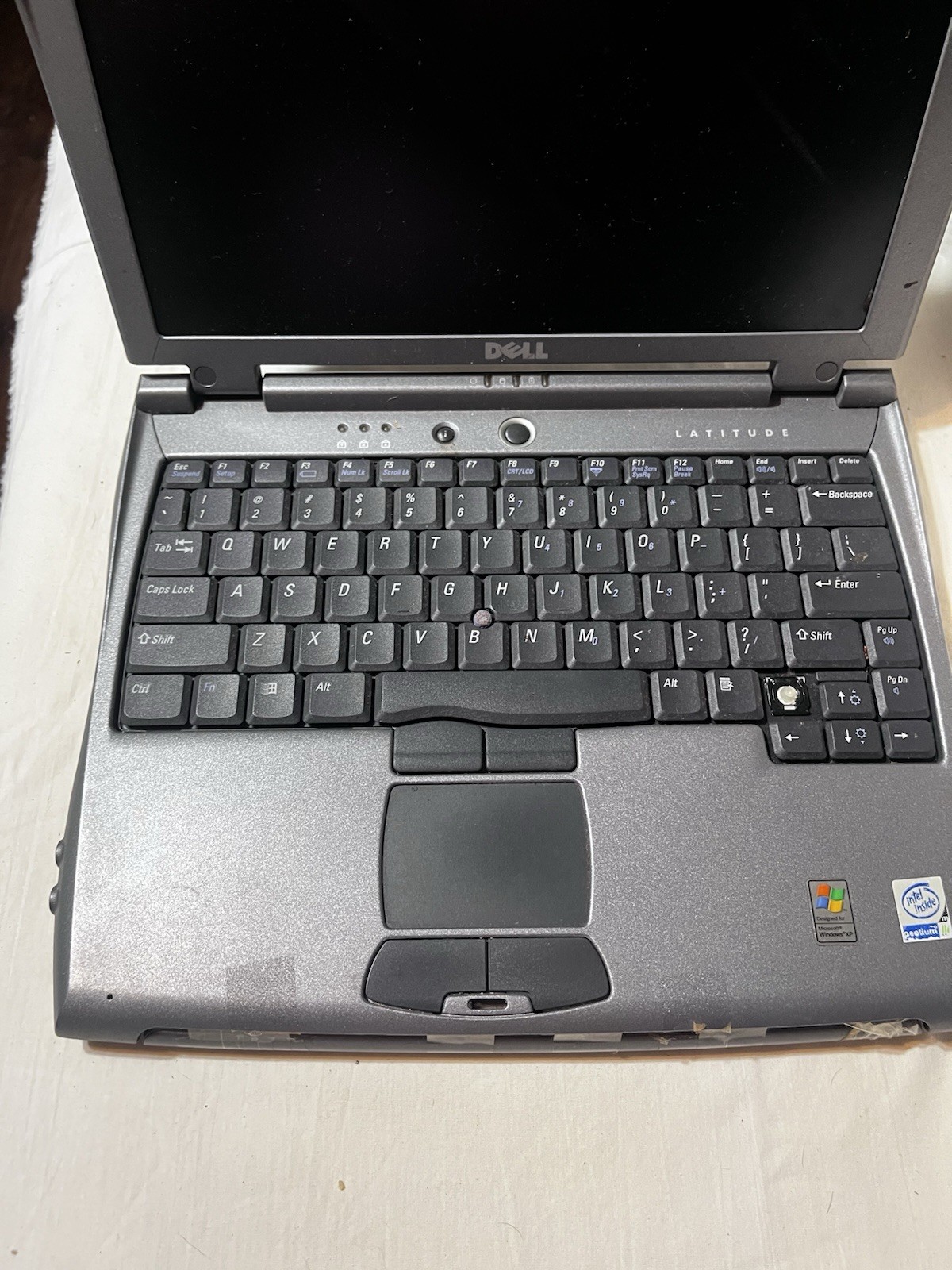 Dell Latitude C400 12″ Laptop Windows XP Pro Pentium M 512MB HDD Gray FOR PARTS