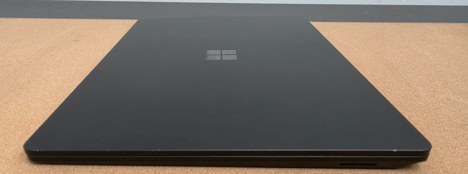 Microsoft Surface Laptop 4 i7-1185G7 13.5″ Touch 32GB Ram 1TB SSD Win 11 Pro