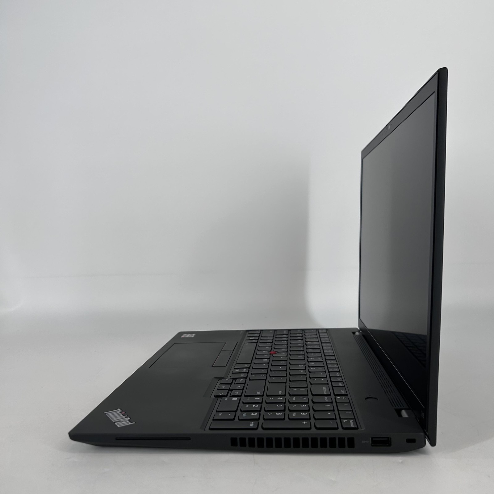 Lenovo ThinkPad T16 Gen 2 FHD+ TOUCH 3.3 GHz Ryzen 7 PRO 7840U 32GB 1TB SSD Good