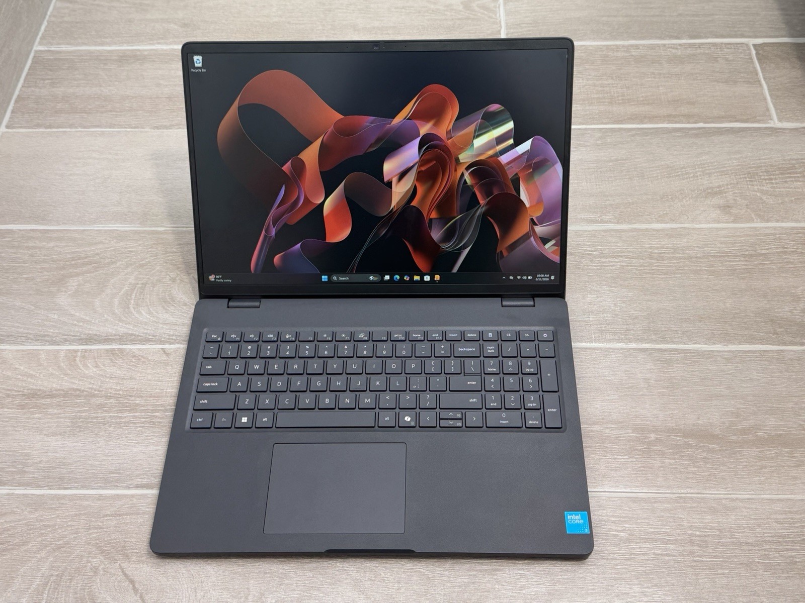 Dell Pro 16 PC16250 WUGA Intel Core 3-100U 8GB RAM 256GB NVMe SSD Win-11
