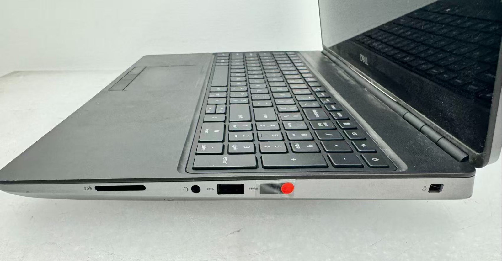 Dell Precision 7550 Intel Xeon W-10855M@2.8Ghz 32GB RAM 1TB SSD RTX 3000 *Read*