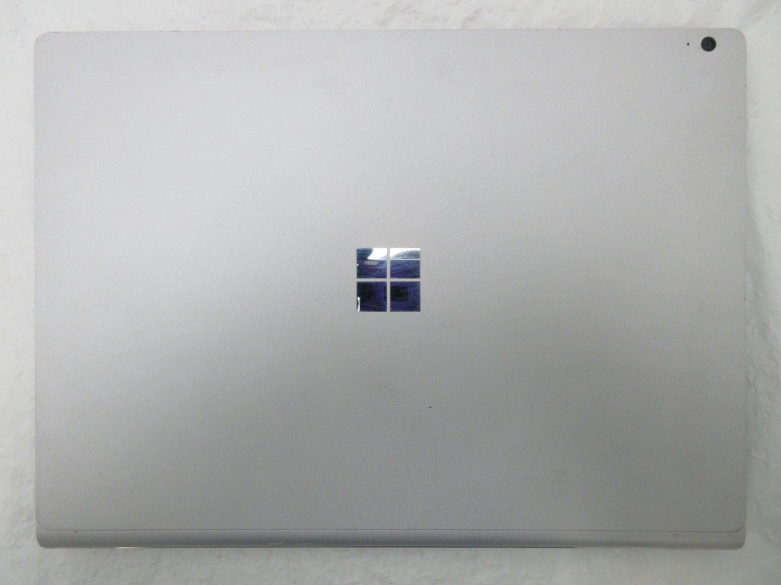 Microsoft Surface Book 3 13.5″ : I7-1065G7 1.3GHz : 16GB RAM : 256GB SSD : No OS