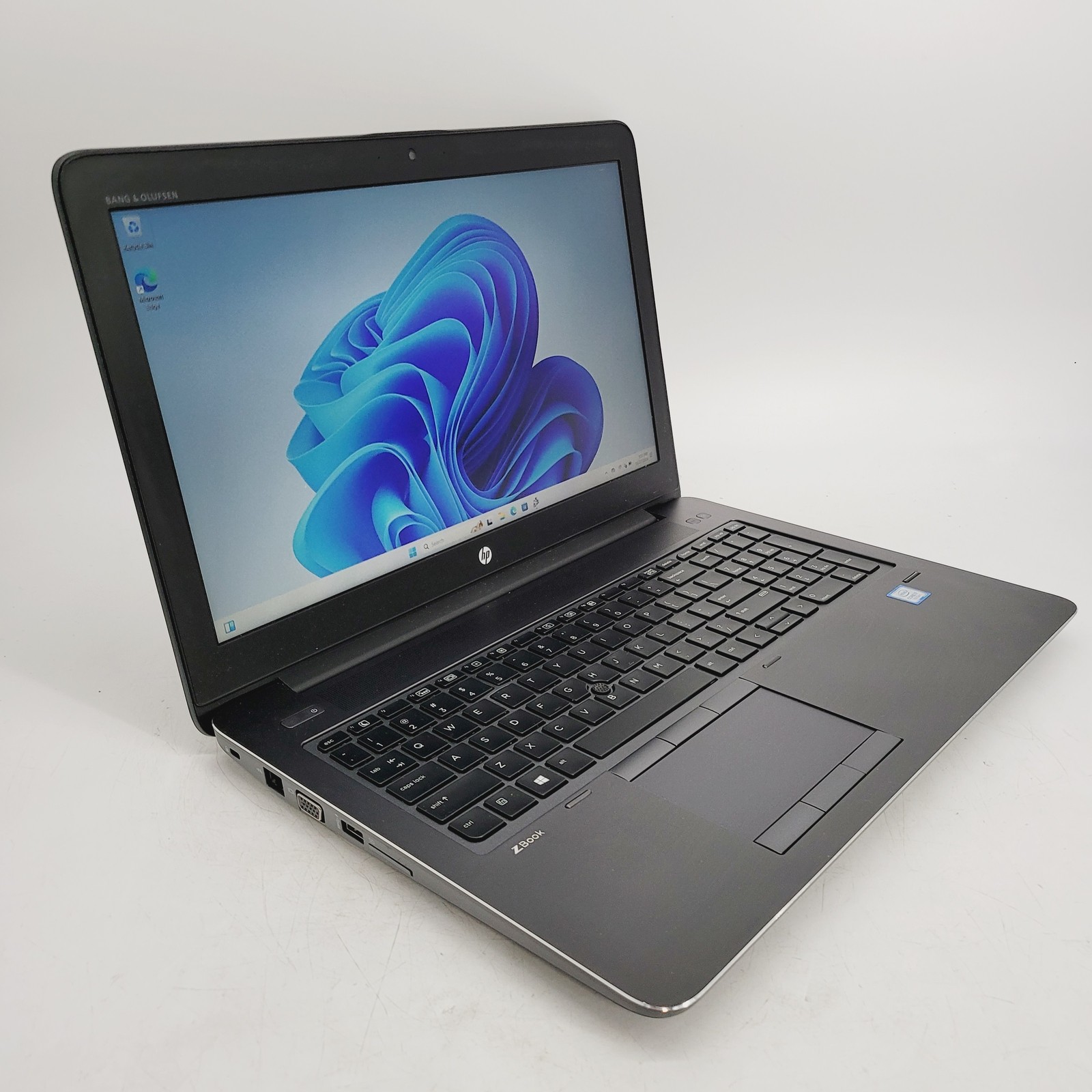HP ZBOOK 15 i7-7700HQ 50GB RAM 180GB NVMe 15.6″ Quadro M1200 Laptop Win 11