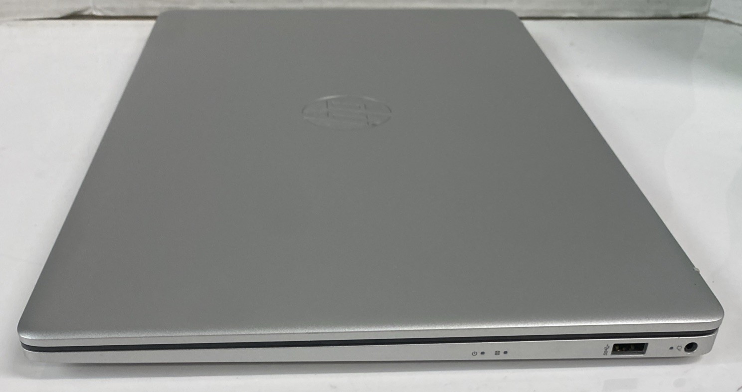 HP Laptop 17-cn0003dx 17.3″ 11th gen i3-1125G4 2.0GHz No RAM No Power – READ
