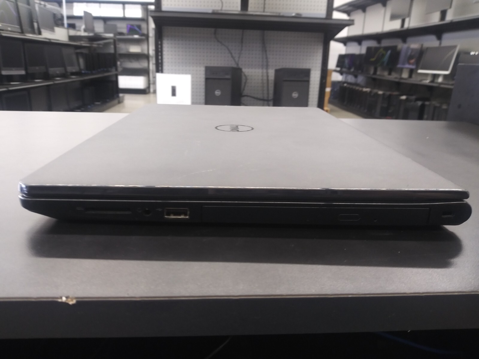 Inspiron 15 3567 AS-IS for Parts & Non-Functional No Ram/HDD