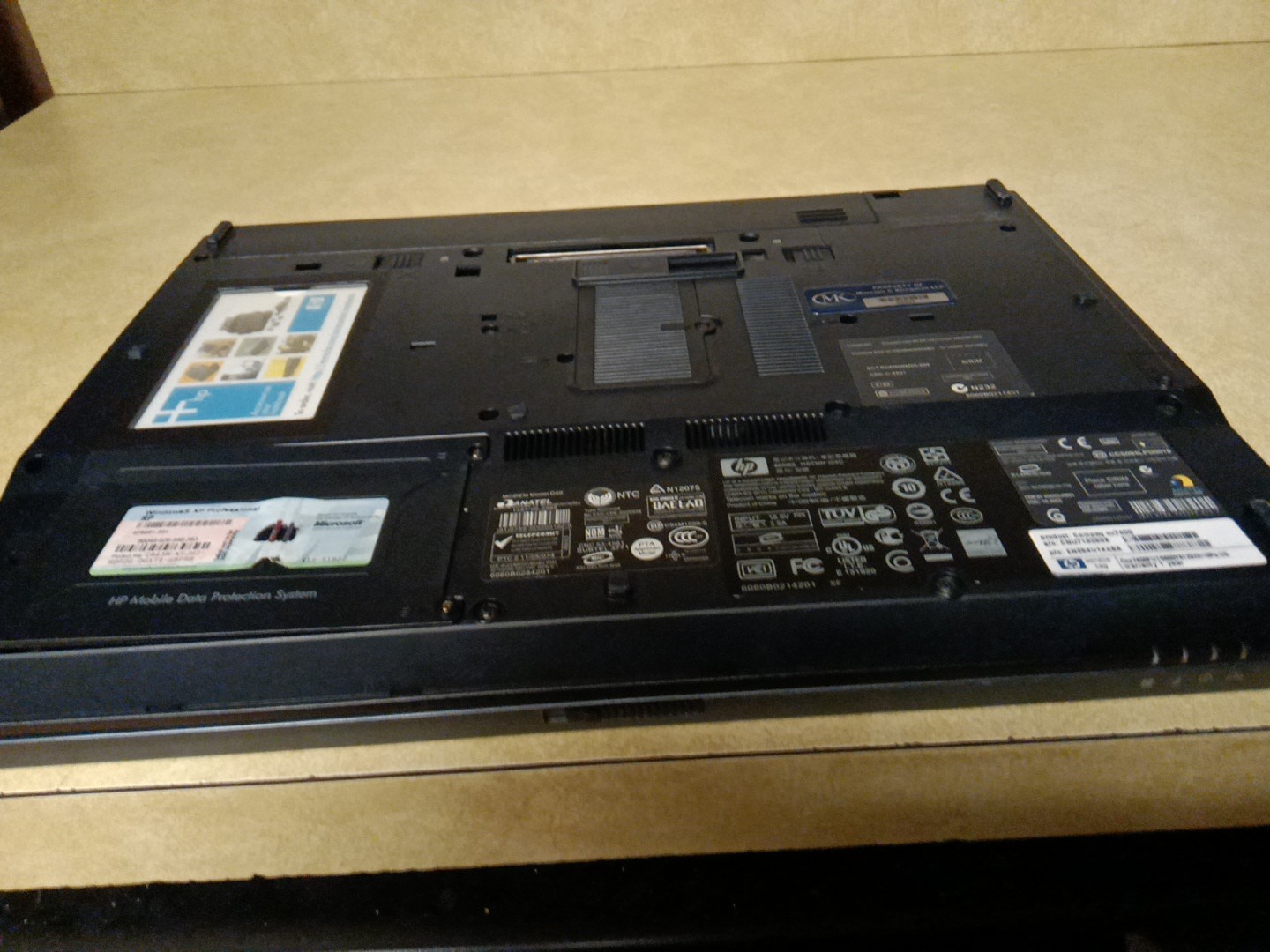 HP Compaq NX 7400 laptop DVD player. Don’t have charger. Being sold as is parts.