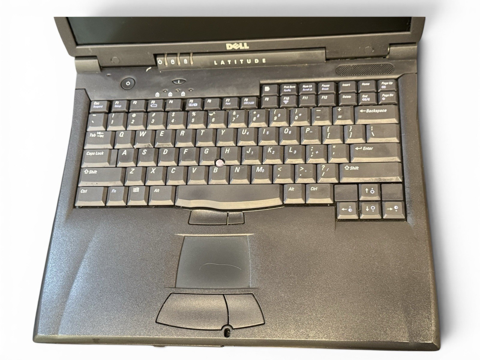 Vintage Dell Latitude C810 PP01X Laptop Pentium III 1.13GHz/256MB/CD/NO HD/Cord