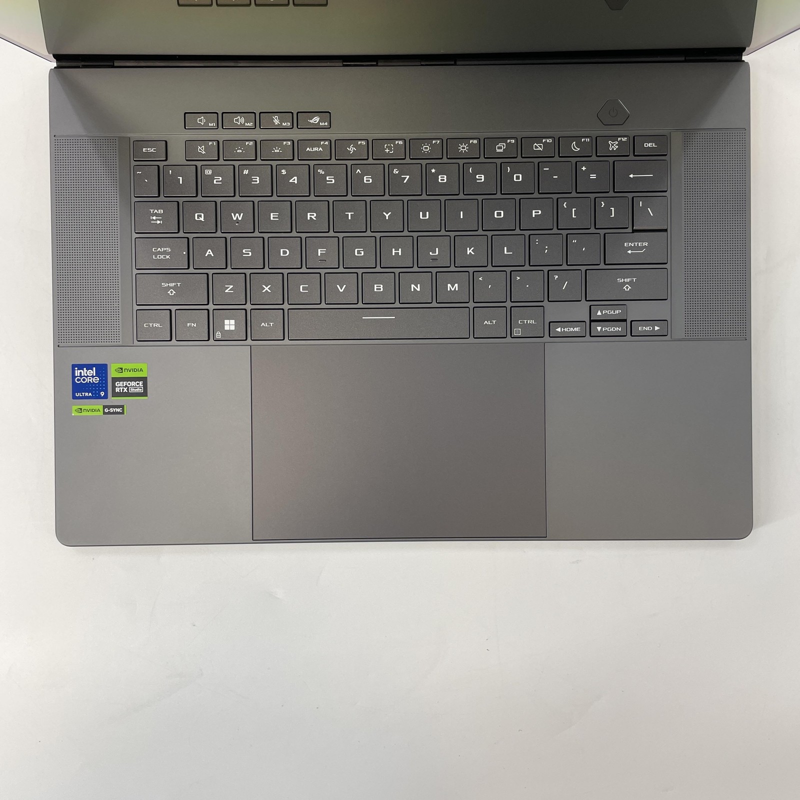 Asus ROG Zephyrus G16 GU605 240Hz QHD+ 2.5GHz Ultra 9 185H 32GB 4TB SSD RTX 4090