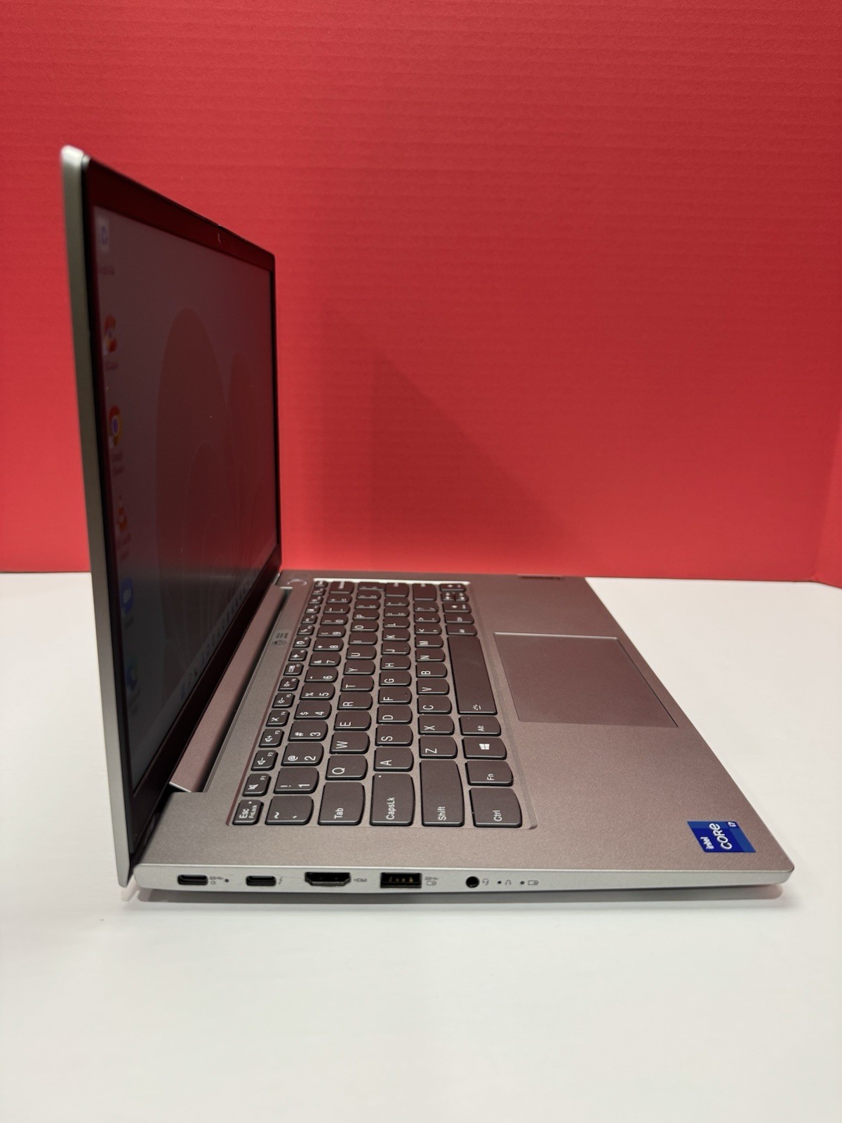 Lenovo ThinkBook 14 G2 ITL i7-1165G7 2.8GHz 16GB RAM 14 in 512GBSD Windows 11 P