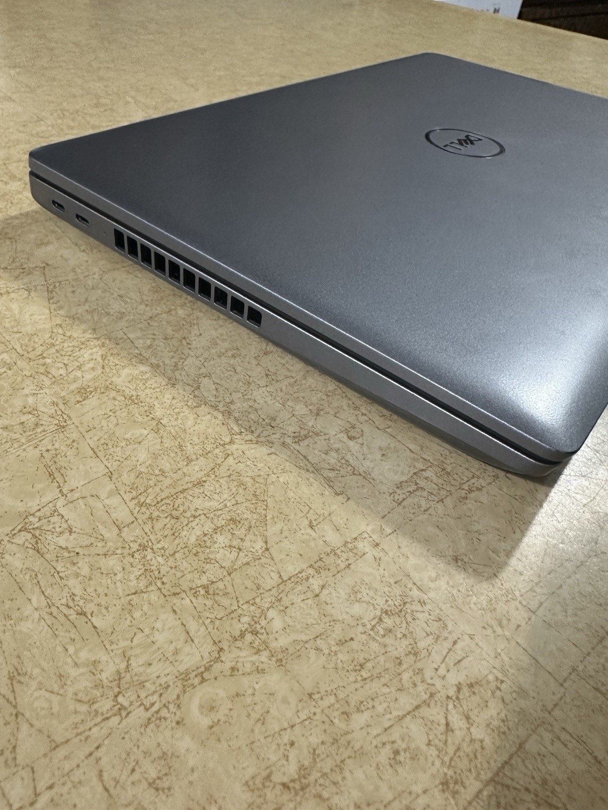 DELL Precision 3591 i7 Ultra (2024) High Performance Computer