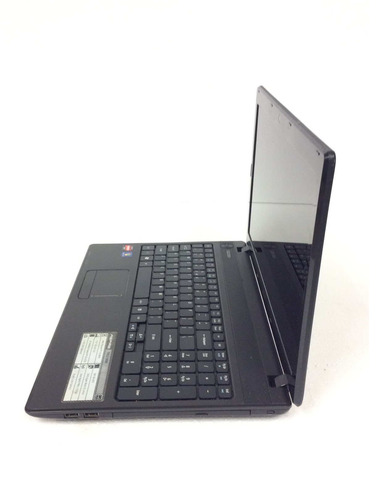 Acer 5552 Laptop Amd Phenom II N830 Triple-Core 2.10Ghz w/ 750GB HD, 4GB