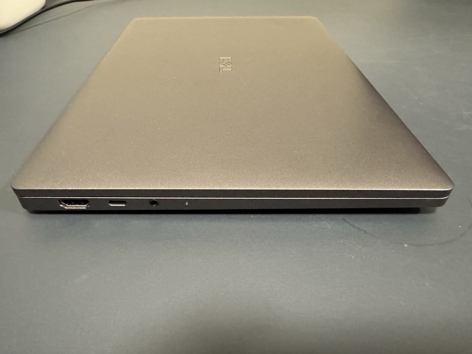 Dell Pro 14 Premium PA14250 QHD+TANDEM OLED TOUCH 4.7GHz Ultra 5-VPro 32GB 512GB