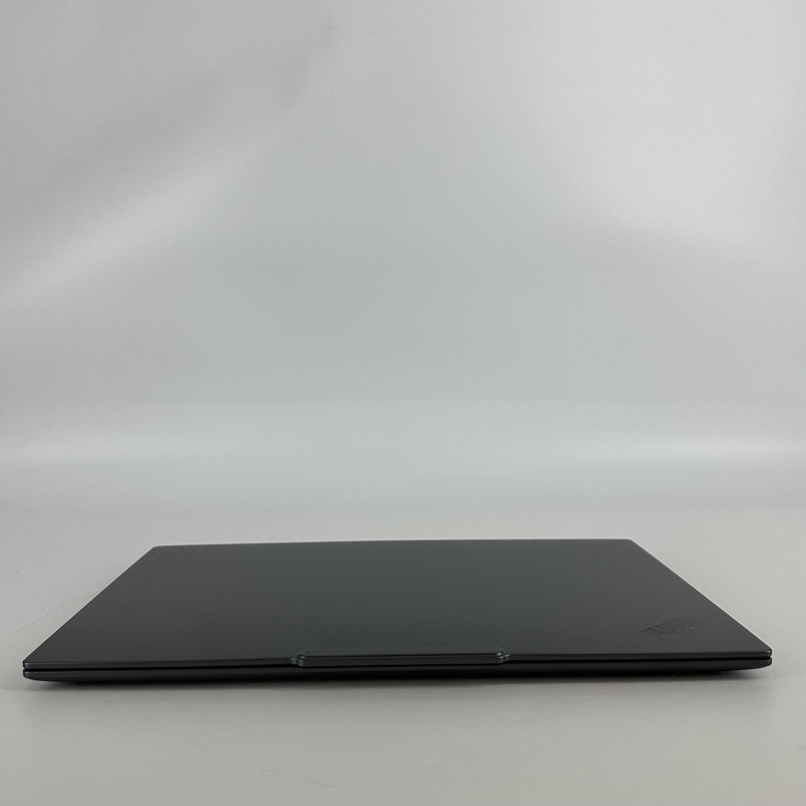 Lenovo ThinkPad X9 15 QHD+ TOUCH 2.2 GHz Ultra 7 258V 32GB 1TB SSD Excellent