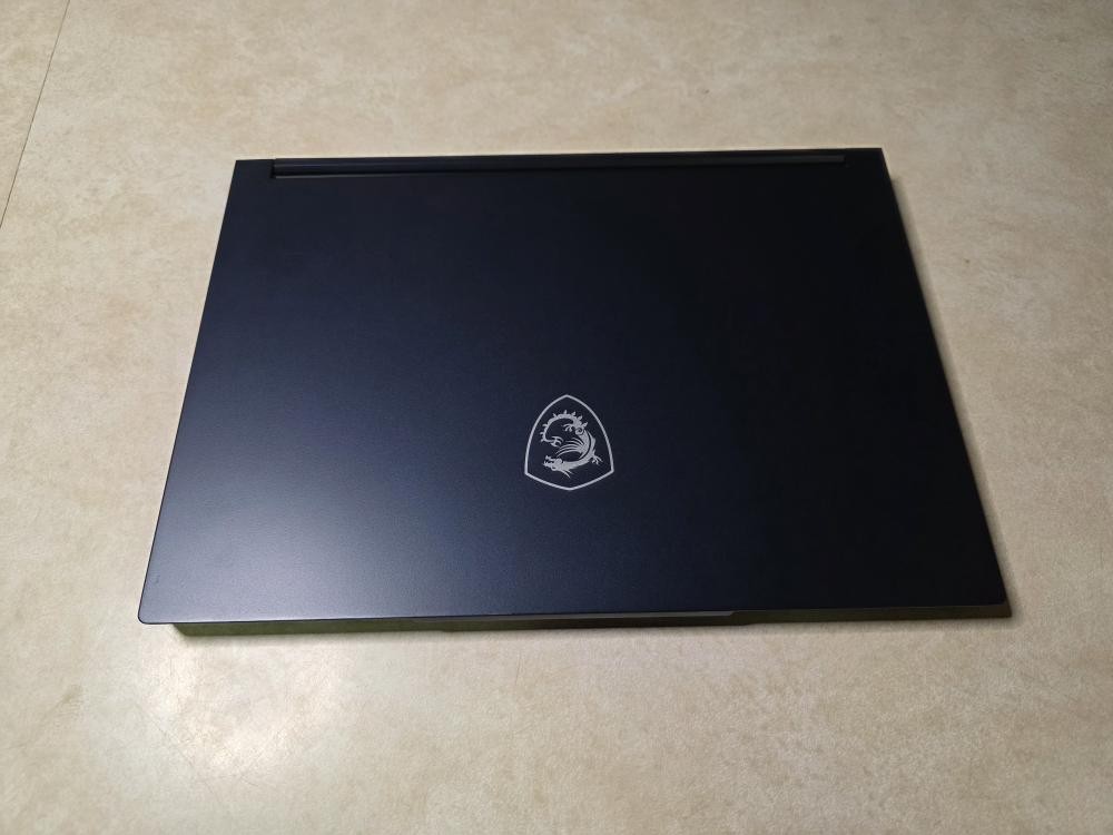 MSI Stealth 16 AI Studio A1VGG Gaming Laptop 1TB SSD i9 185H 32GB RTX 4070