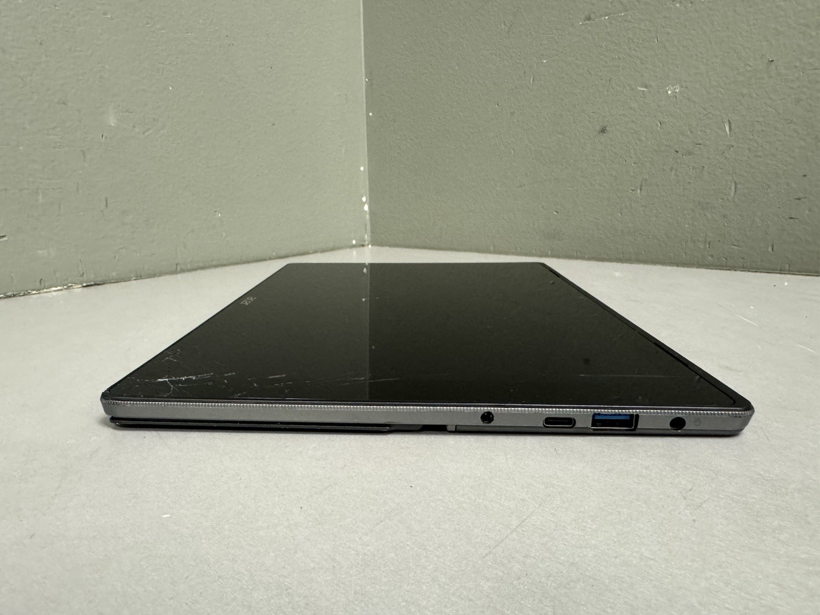 Acer Switch 5 2-in-1 N17P5 Core i3-7130U 2.70GHz 128GB 4GB Ram #3